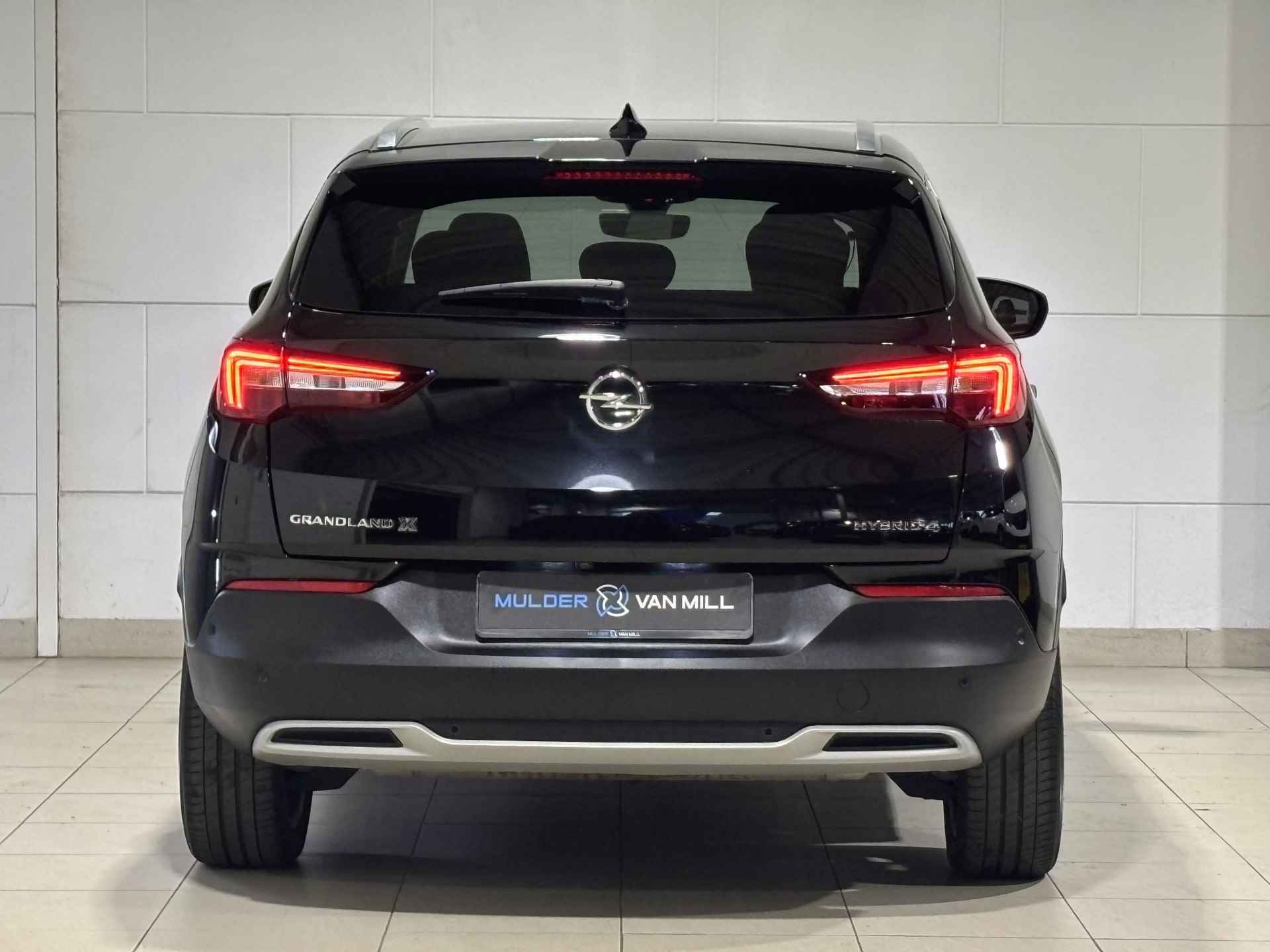 Opel Grandland X 1.6 Turbo HYbrid4 300 pk 4x4 Innovation |ADAPTIVE CRUISE|AGR-COMFORTSTOEL|KEYLESS ENTRY|DODEHOEK WAARSCHUWING|ACHTERUITRIJCAMERA|ELEK. ACHTERKLEP|DAB+|ISOFIX| - 8/63