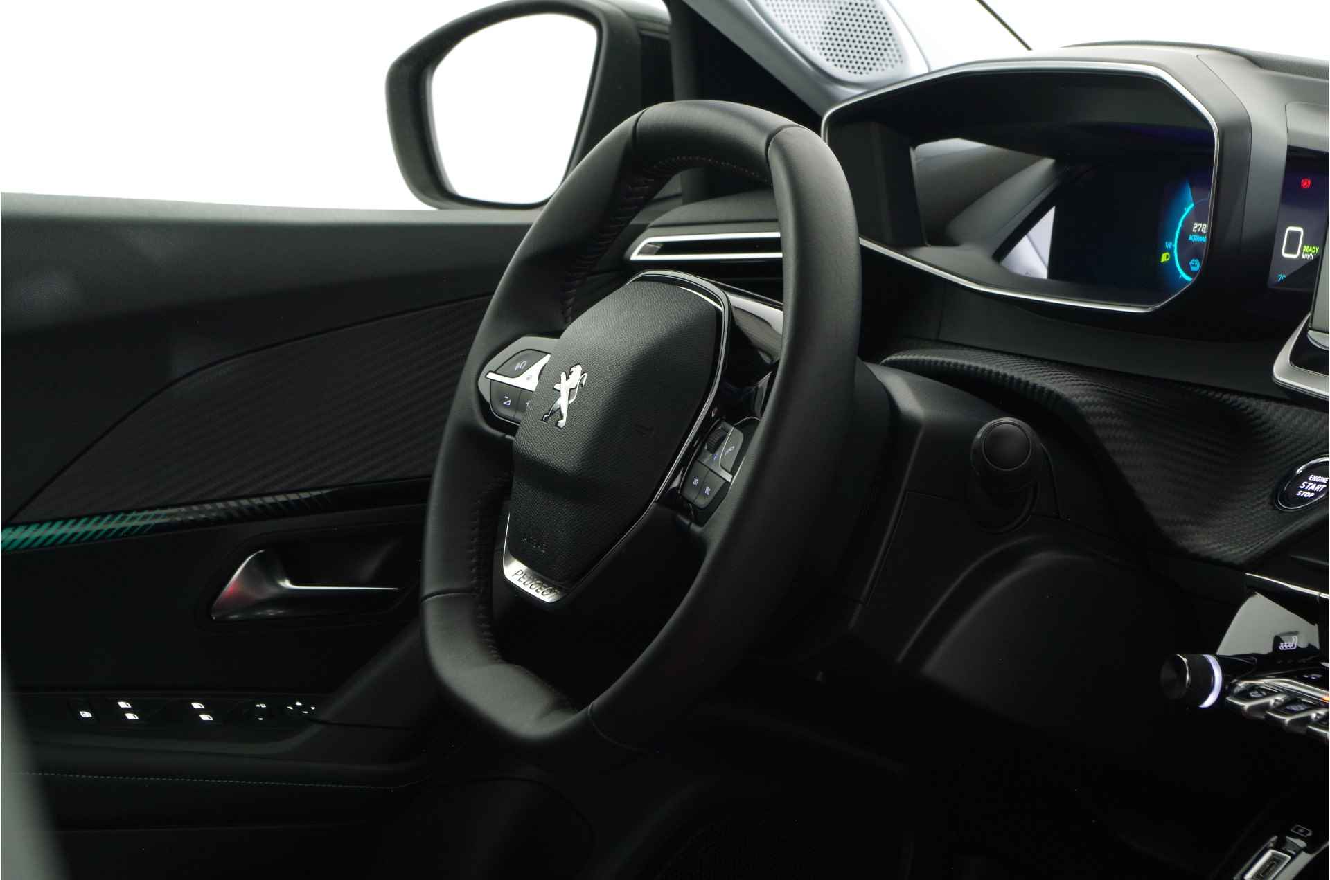 Peugeot e-2008 EV Allure Pack 50 kWh > Camera/16%bijtelling//17inch/all season/Parelmoer-wit/digitale cockpit - 9/27