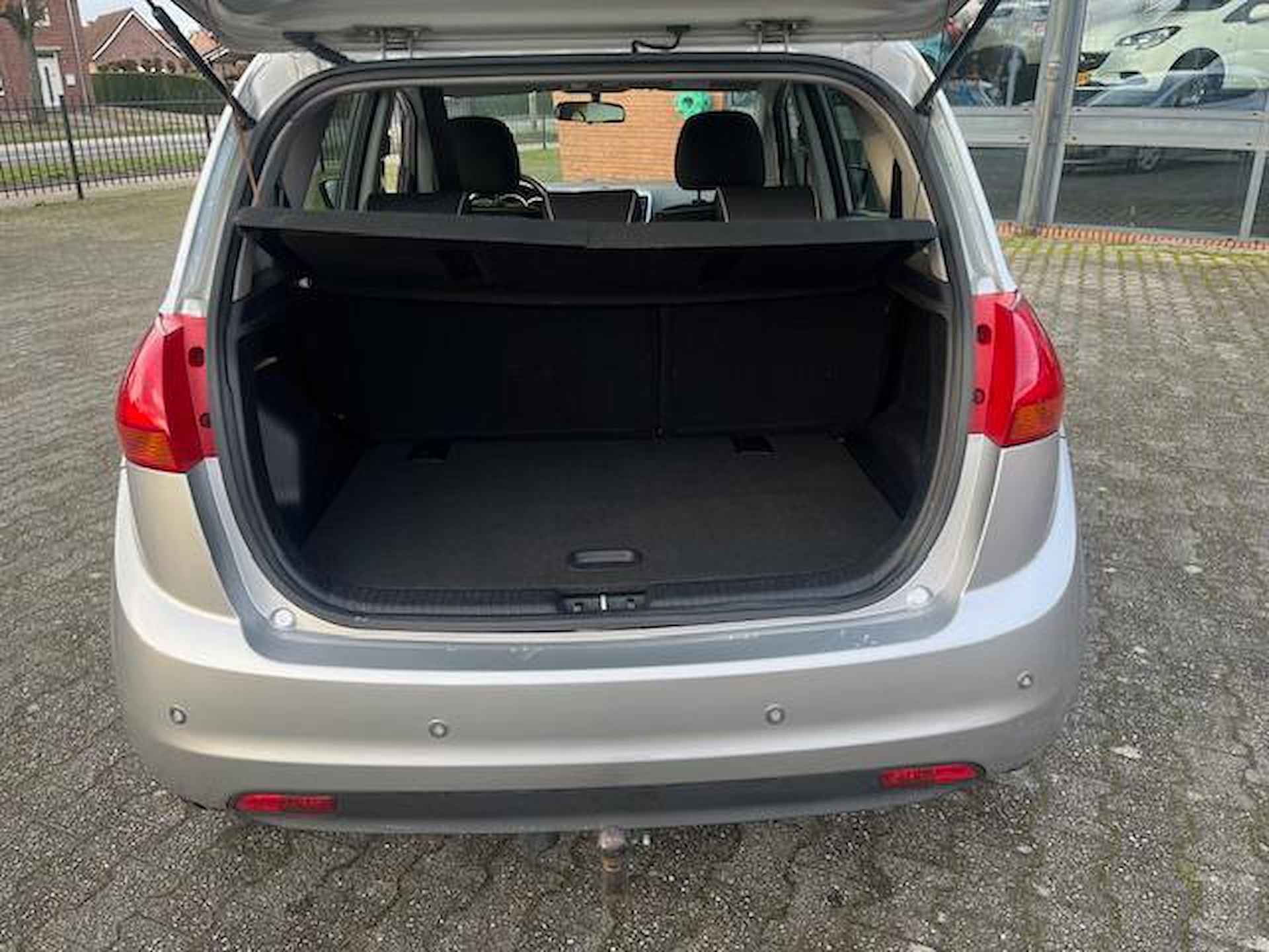 Kia Venga 1.6 CVVT automaat 1 jaar Bovag garantie, rijklaar Kia Venga 1.6 CVVT Plus Pack - 13/24