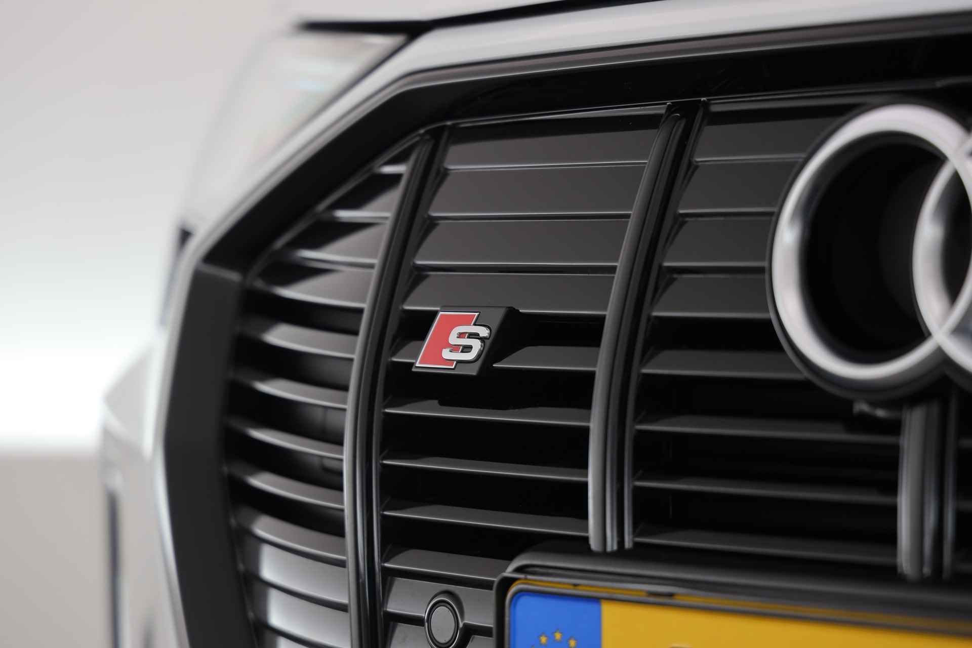 Audi e-tron Sportback S Quattro 504pk | Incl. BTW | Nachtzicht | Panodak | B&O | Head Up | Tour Pack | Virtual Mirrors | Carbon int. | - 4/50
