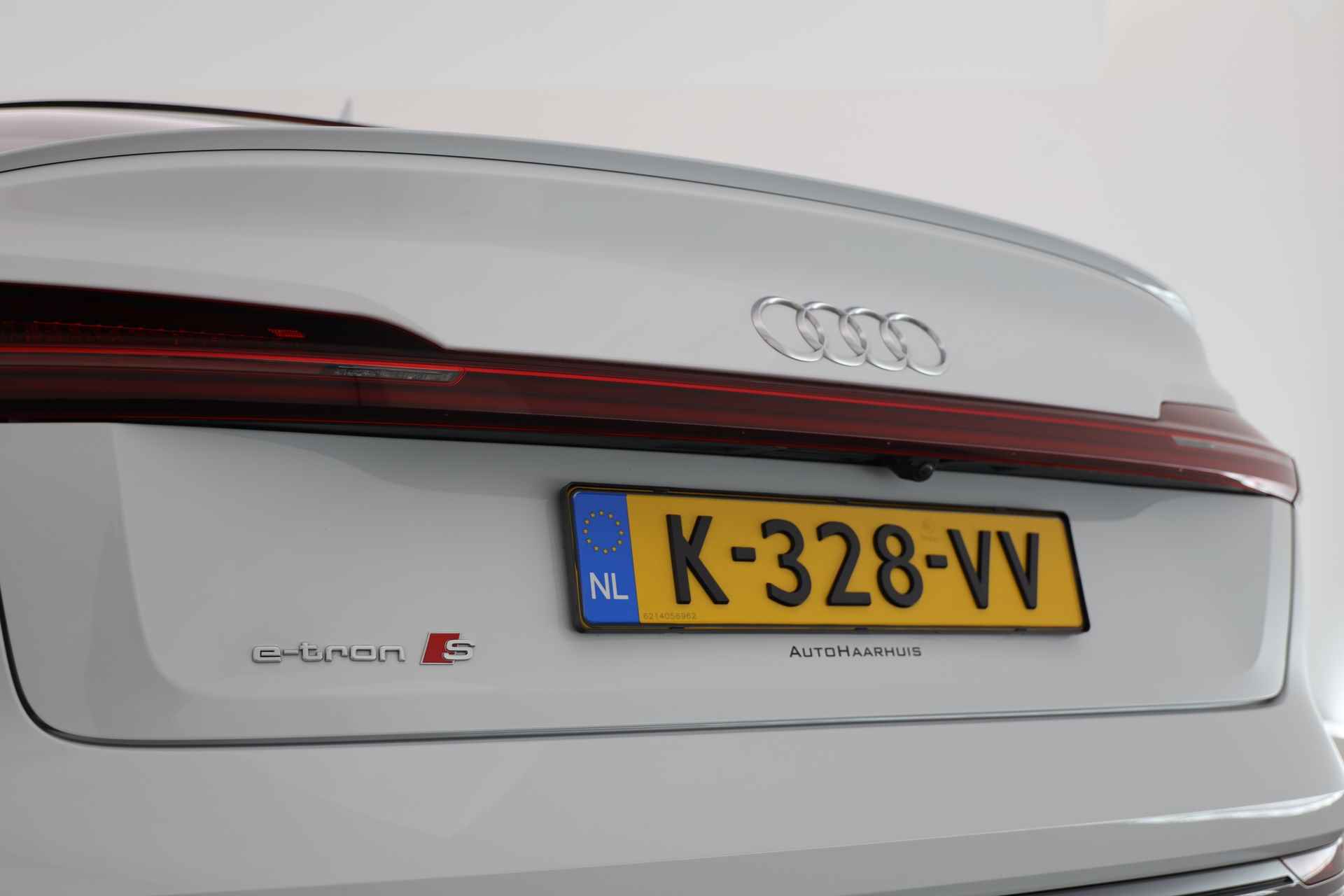 Audi e-tron Sportback S Quattro 504pk | Incl. BTW | Nachtzicht | Panodak | B&O | Head Up | Tour Pack | Virtual Mirrors | Carbon int. | - 12/50