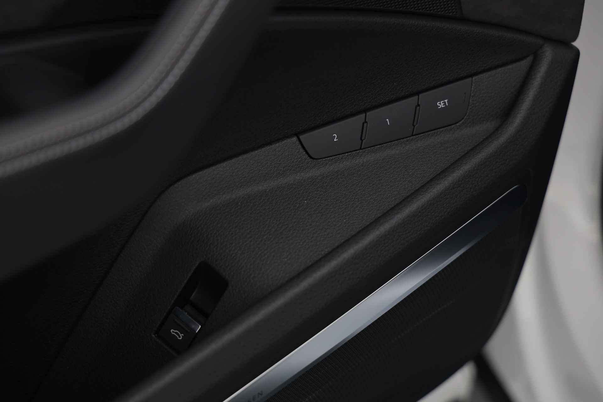 Audi e-tron Sportback S Quattro 504pk | Incl. BTW | Nachtzicht | Panodak | B&O | Head Up | Tour Pack | Virtual Mirrors | Carbon int. | - 18/50