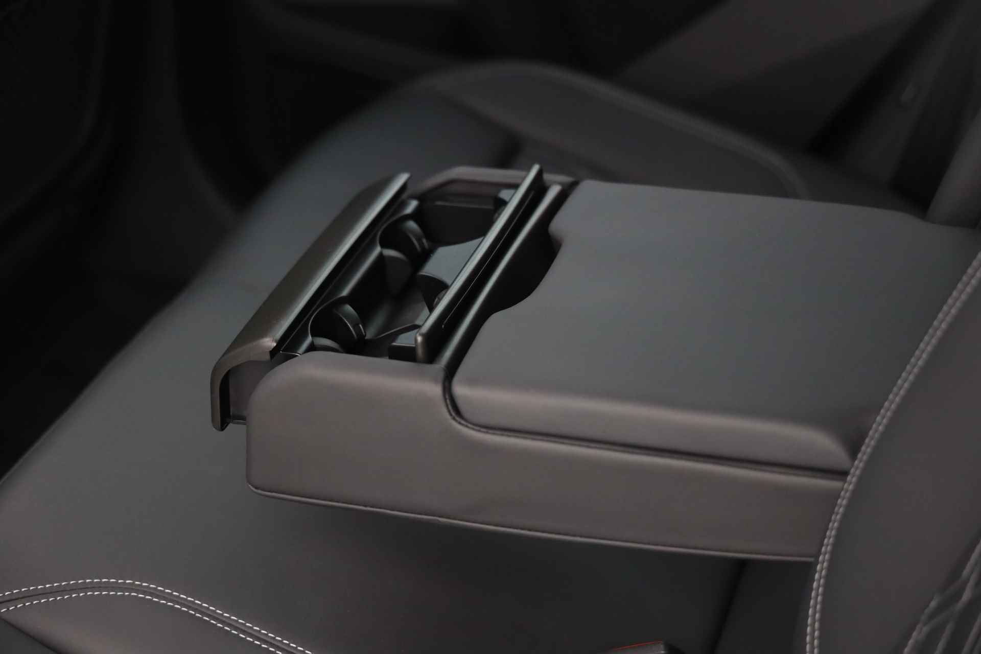 Audi e-tron Sportback S Quattro 504pk | Incl. BTW | Nachtzicht | Panodak | B&O | Head Up | Tour Pack | Virtual Mirrors | Carbon int. | - 48/50