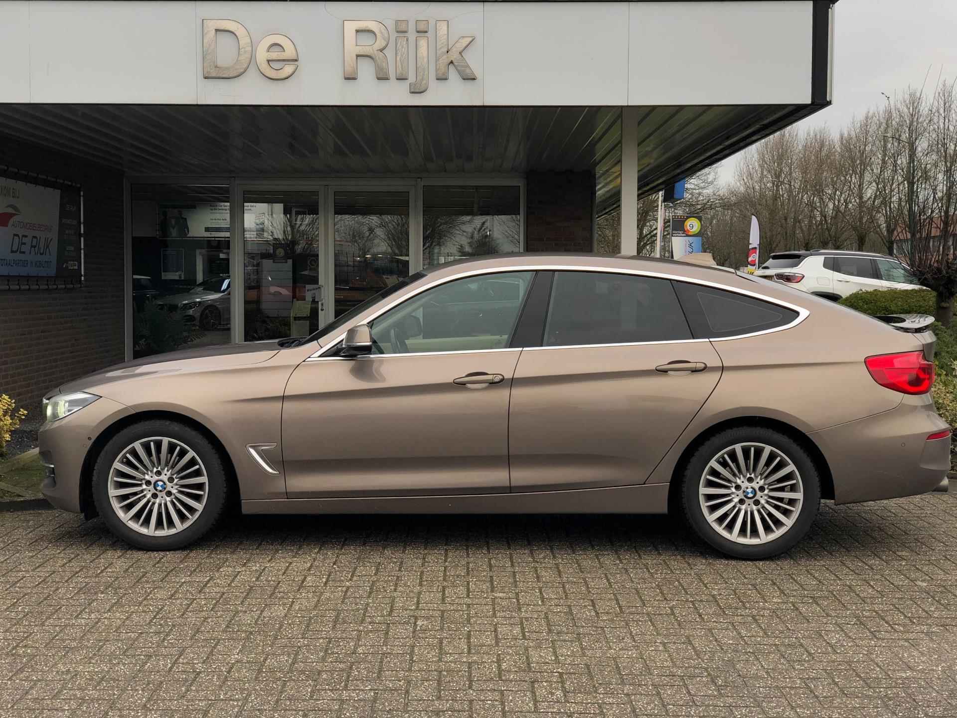 BMW 3-serie Gran Turismo 320i High Executive | Leder, Navi, Camera, Stoelverw., Head-Up, El. Trekhaak + Stoelen | Dealeronderh. | - 3/42