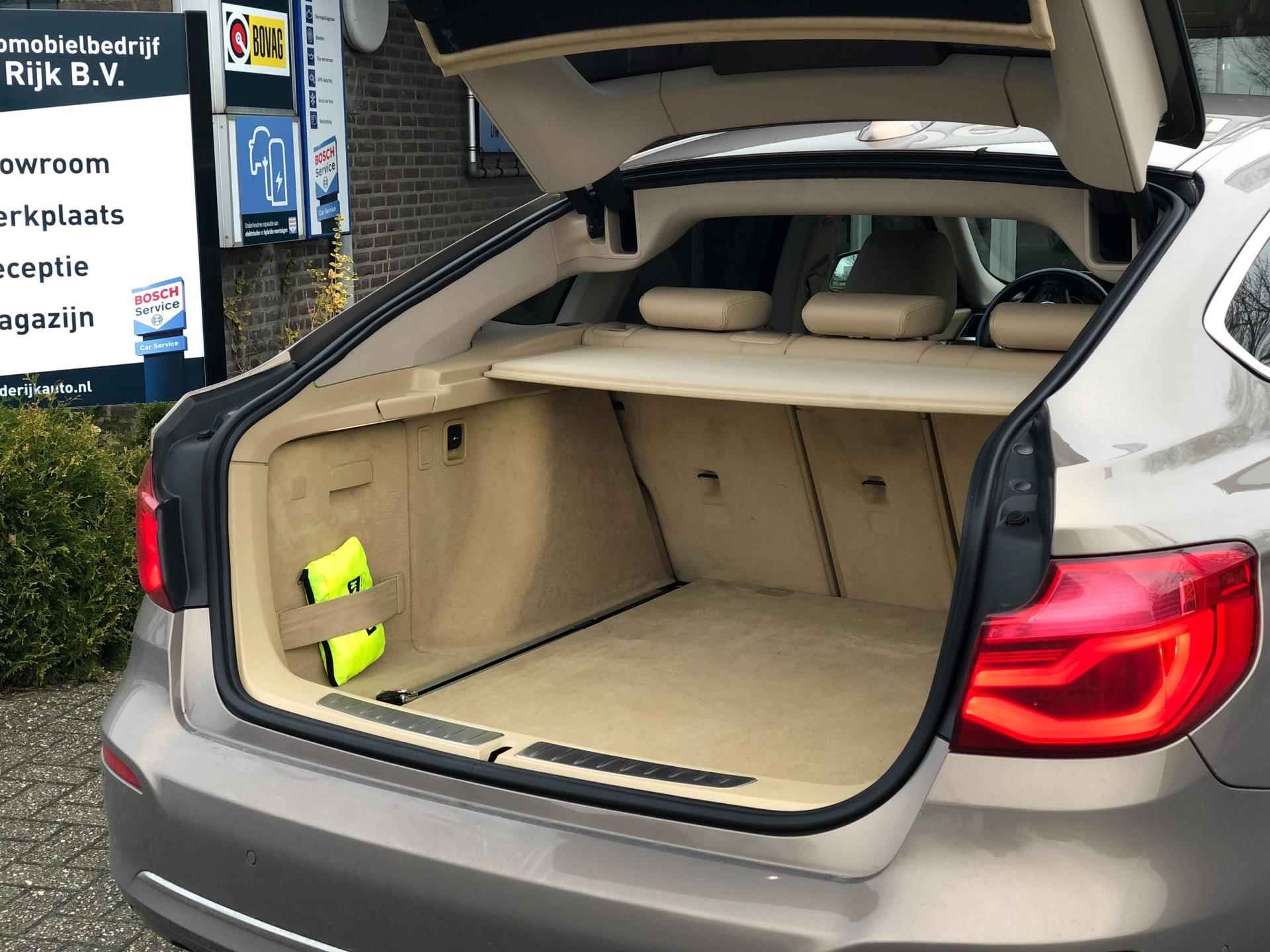 BMW 3-serie Gran Turismo 320i High Executive | Leder, Navi, Camera, Stoelverw., Head-Up, El. Trekhaak + Stoelen | Dealeronderh. | - 38/42