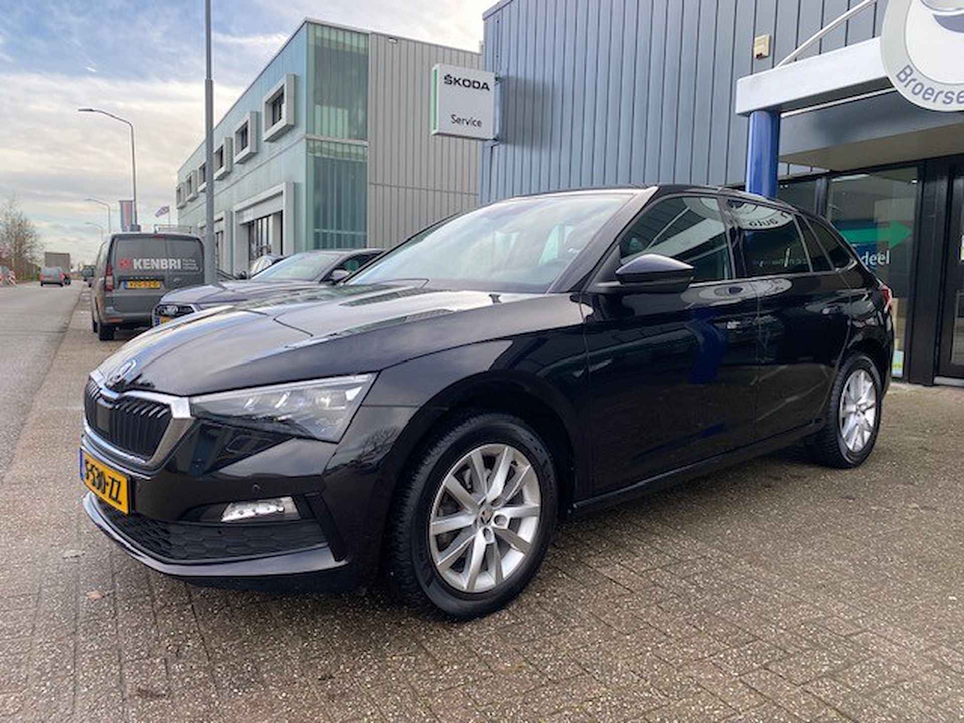 SKODA Scala 1.5 TSI 150pk DSG-7 Business Edition met Camera, Stoelverw. en ACC - 4/36