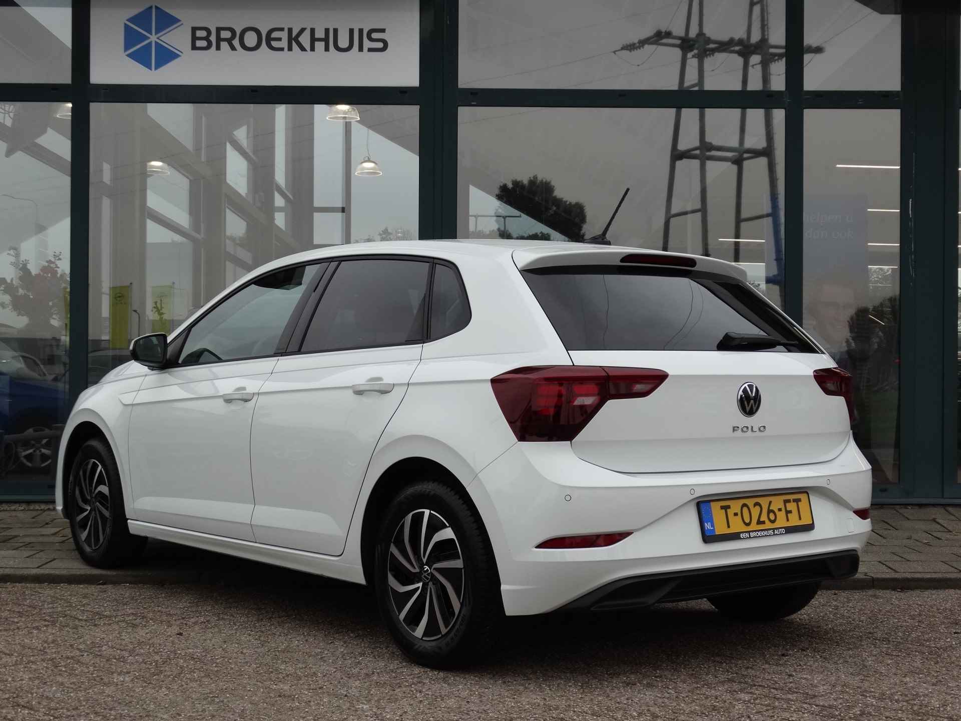 Volkswagen Polo 1.0 TSI 95PK 7-DSG Life Business | Stoelverwarming | Achteruitrijcamera | Navigatie | - 3/24