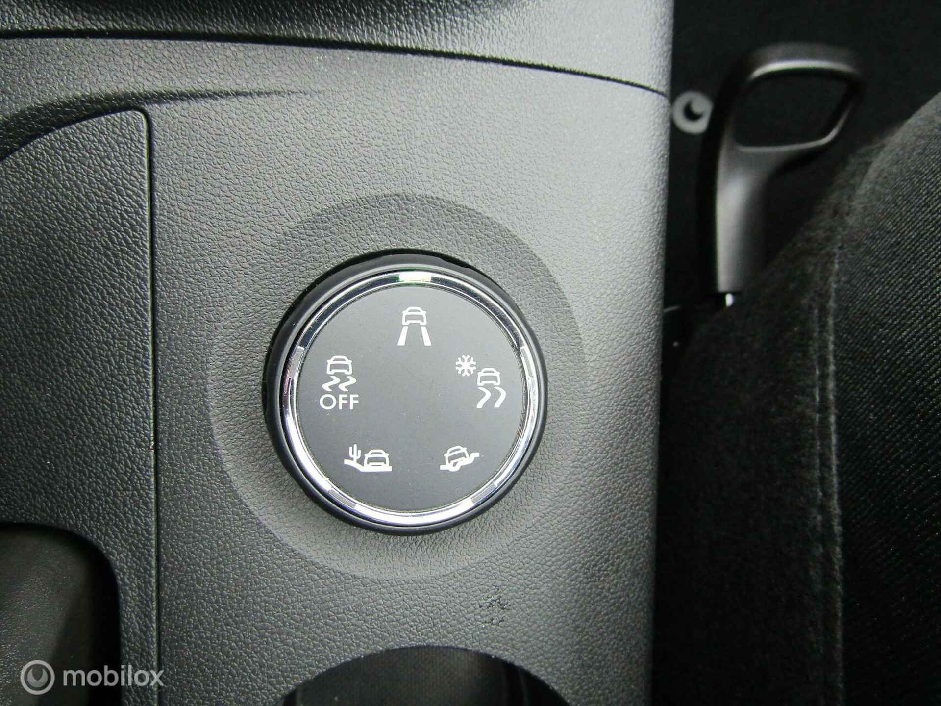 Opel Crossland 1.2 Turbo Ultimate | Camera, Panoramadak, HUD, Stoelverwarming, Stuurwielverwarming - 23/31