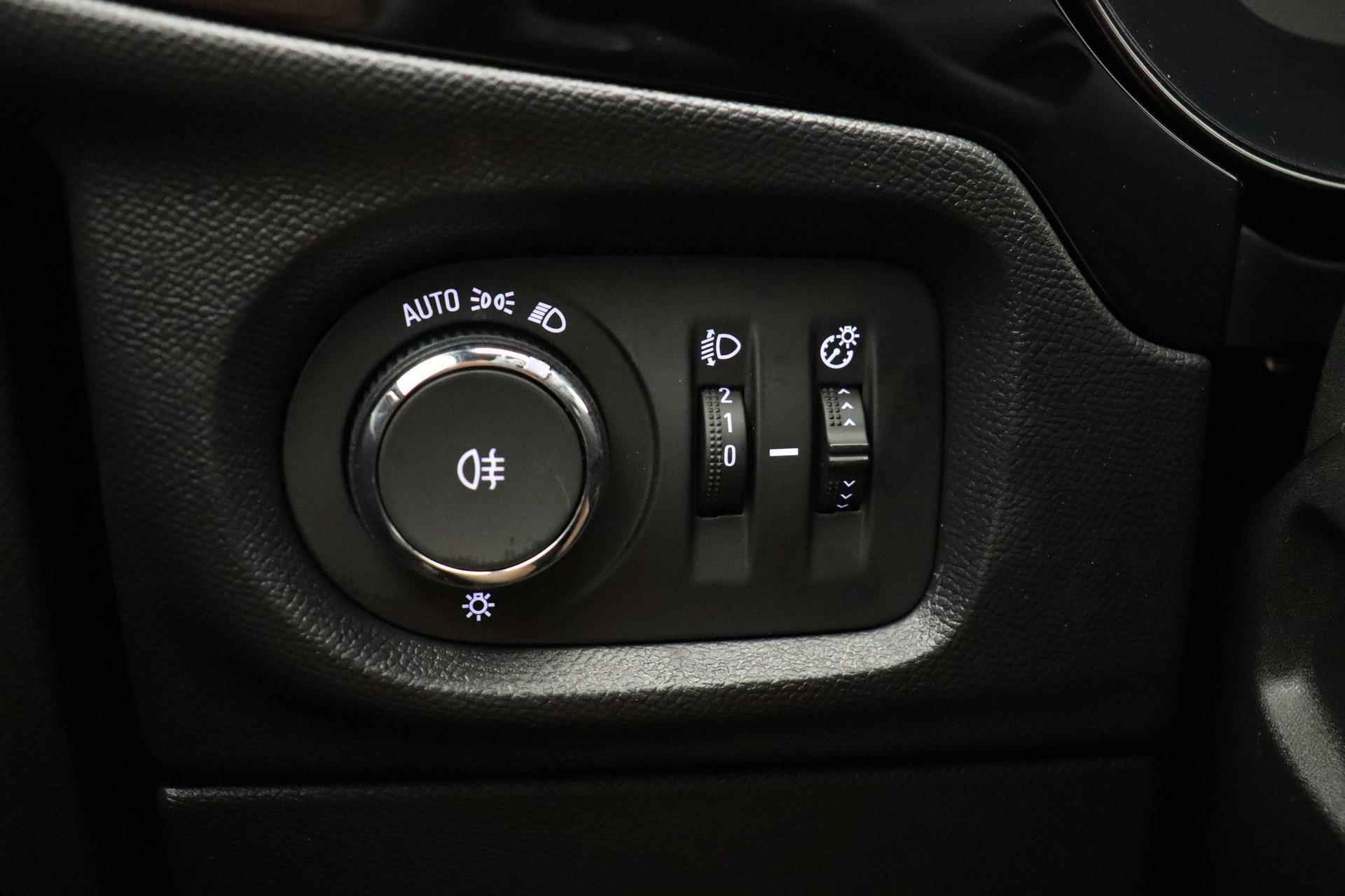 Opel Corsa-e GS Line 50 kWh 3 Fase | Navigatie | Camera | Climate Control | Lichtmetalen Velgen | Donkere ramen achter | Uit voorraad leverbaar! - 29/33