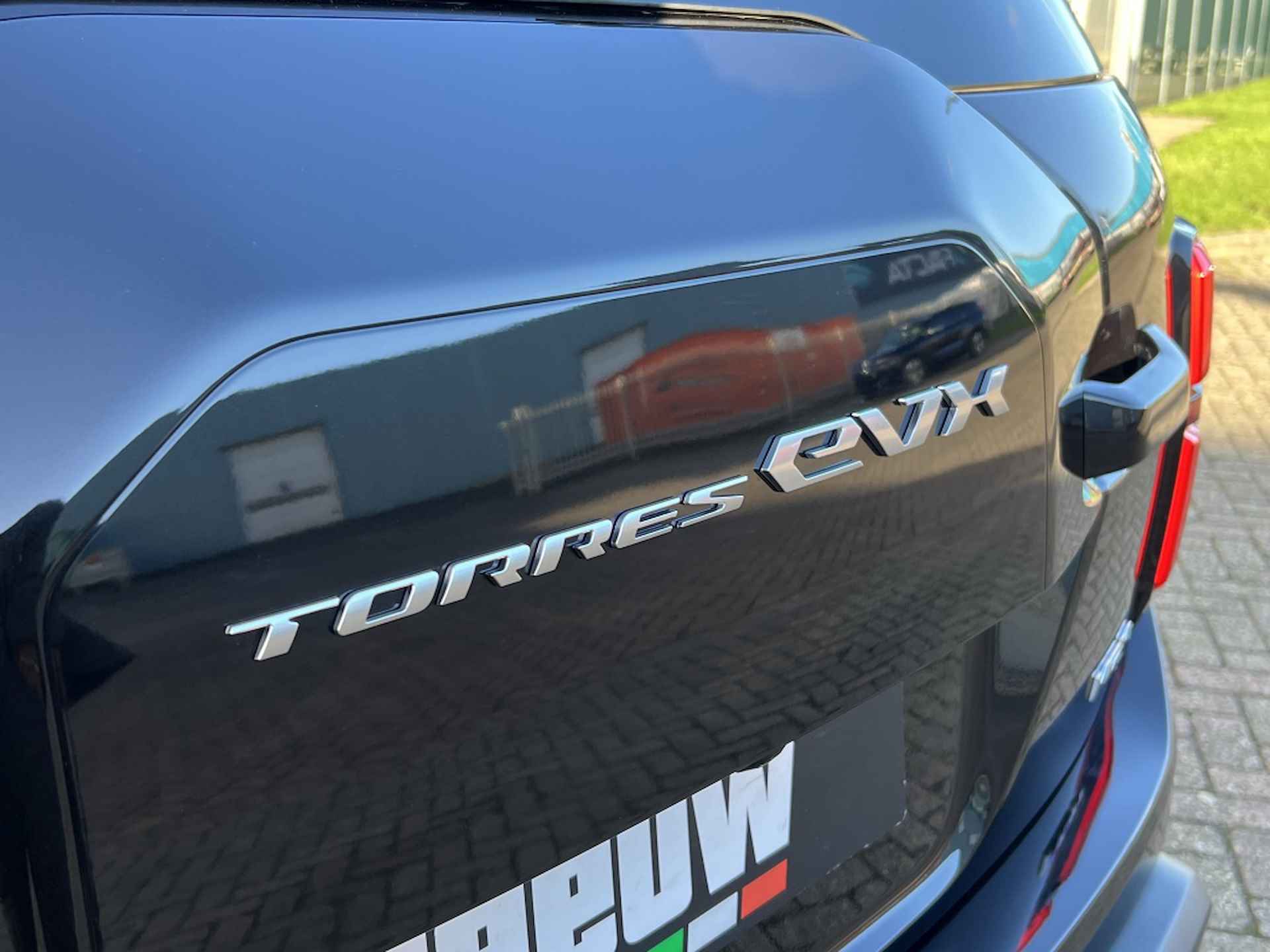 Kg mobility Torres EVX Platinum 73.4 kWh - 14/38