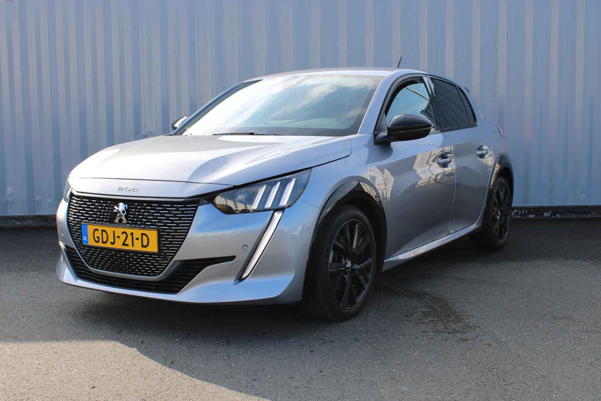 Peugeot 208 1.2 PureTech GT Automaat | Navi / Camera / Climate - 3/29