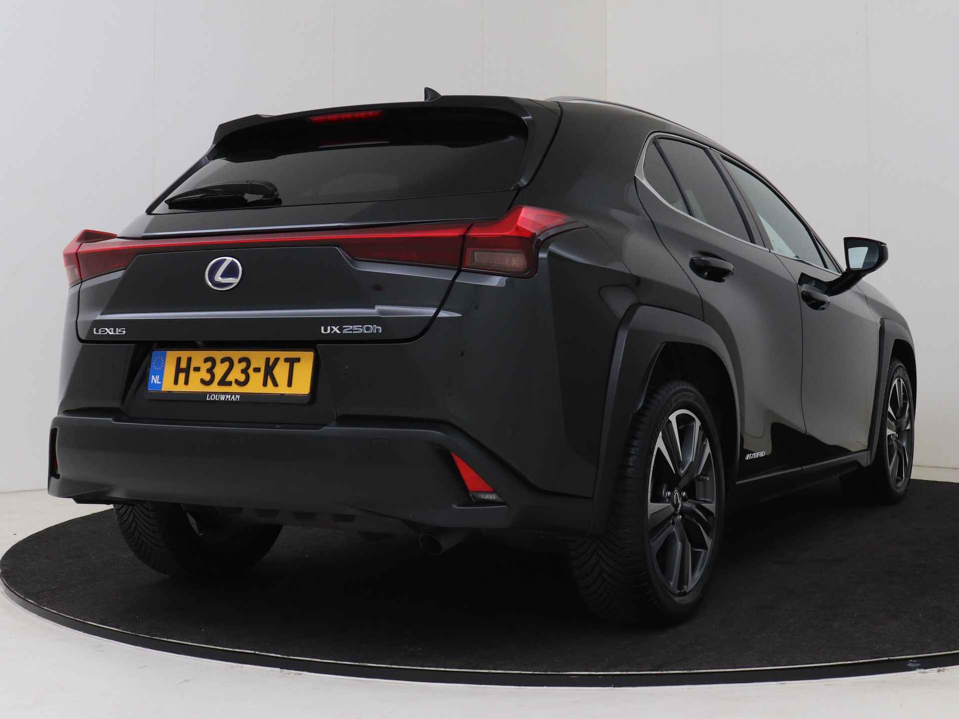 Lexus UX 250h Executive Line | Head Up Display | Sunroof | Premium Navigatie | - 3/48