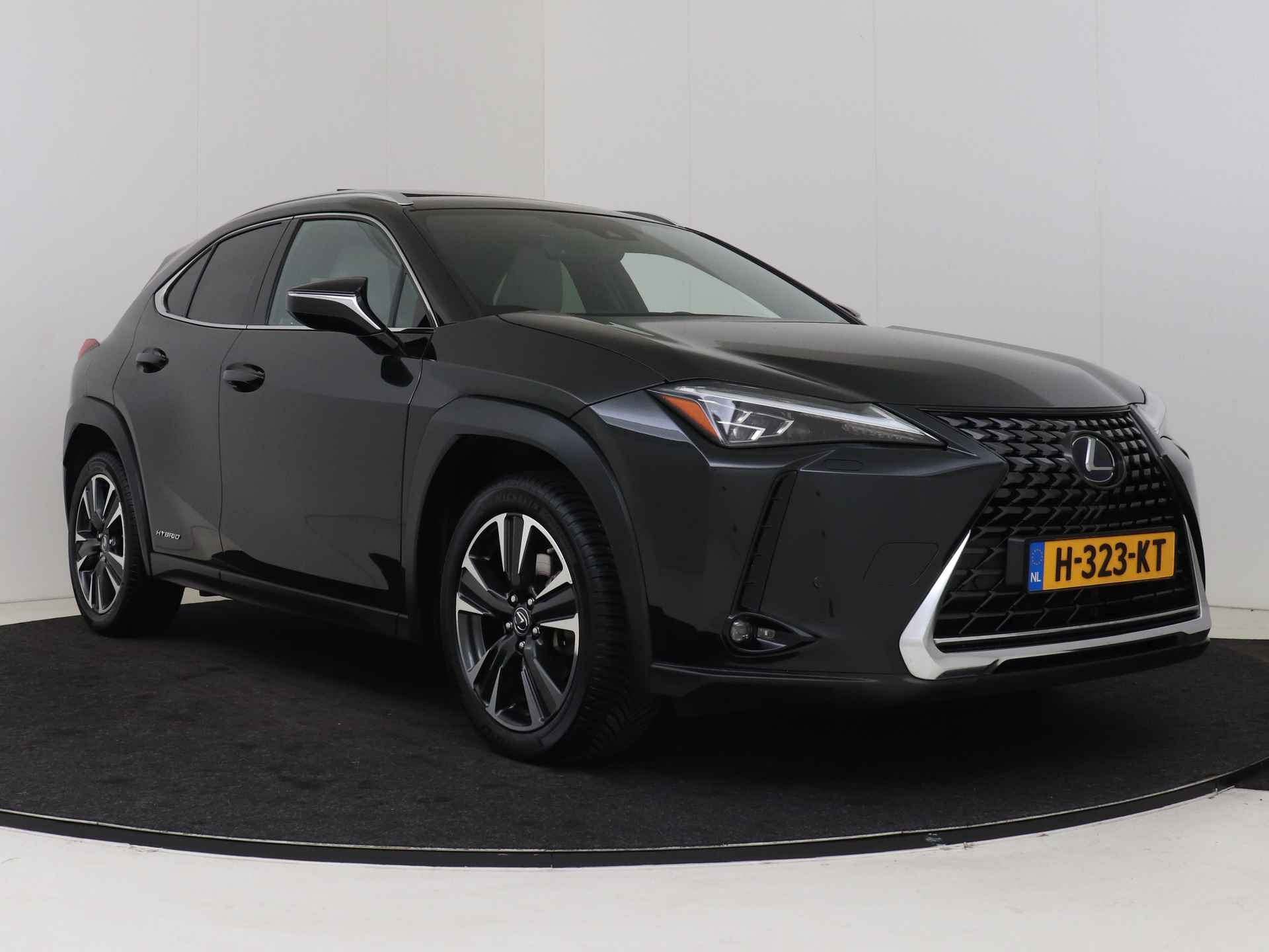 Lexus UX 250h Executive Line | Head Up Display | Sunroof | Premium Navigatie | - 15/48