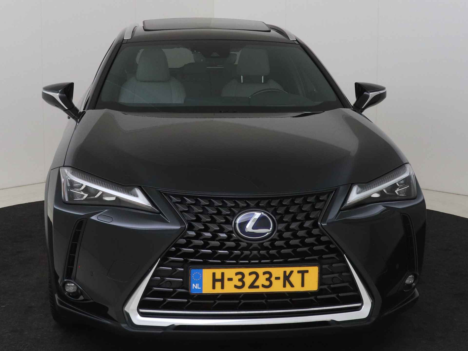 Lexus UX 250h Executive Line | Head Up Display | Sunroof | Premium Navigatie | - 27/48