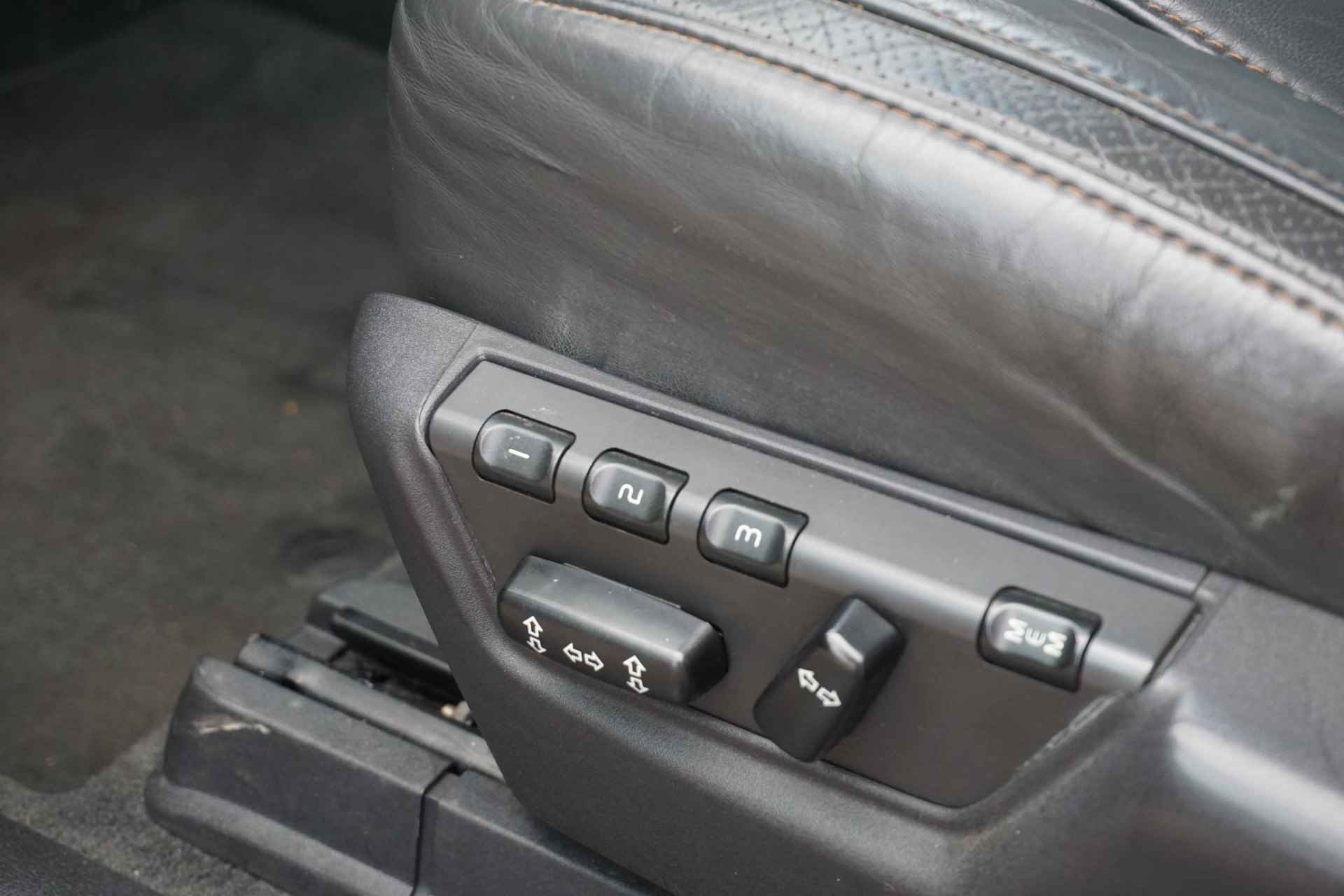 Volvo XC90 3.2 Sport 5p. | Bi-Xenon | Leder | Bluetooth | Parkeersensoren | Navigatie | Memory stoel | verwarmde voorstoelen | - 13/28