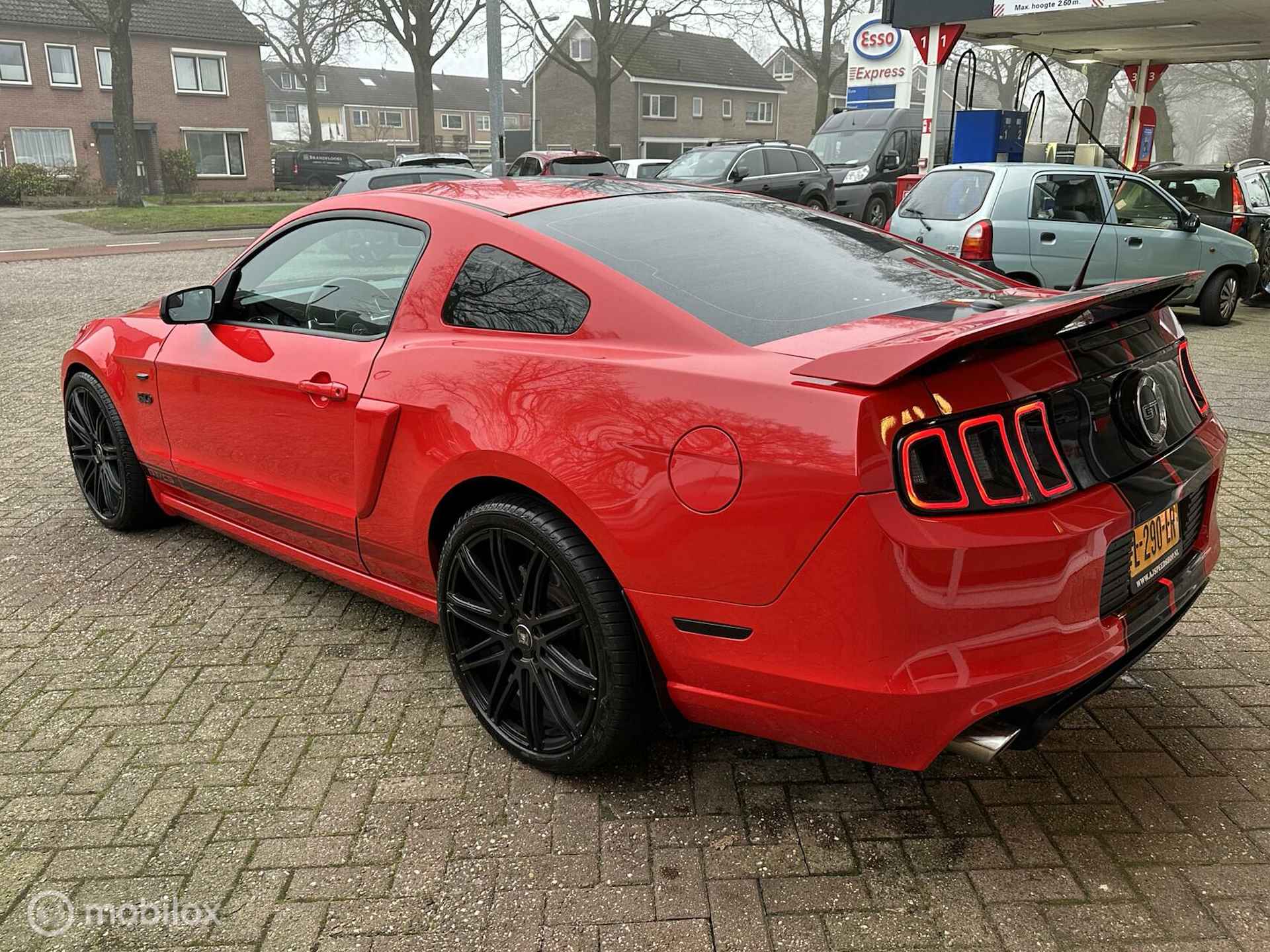 Ford Mustang Fastback 5.0 GT - 4/13