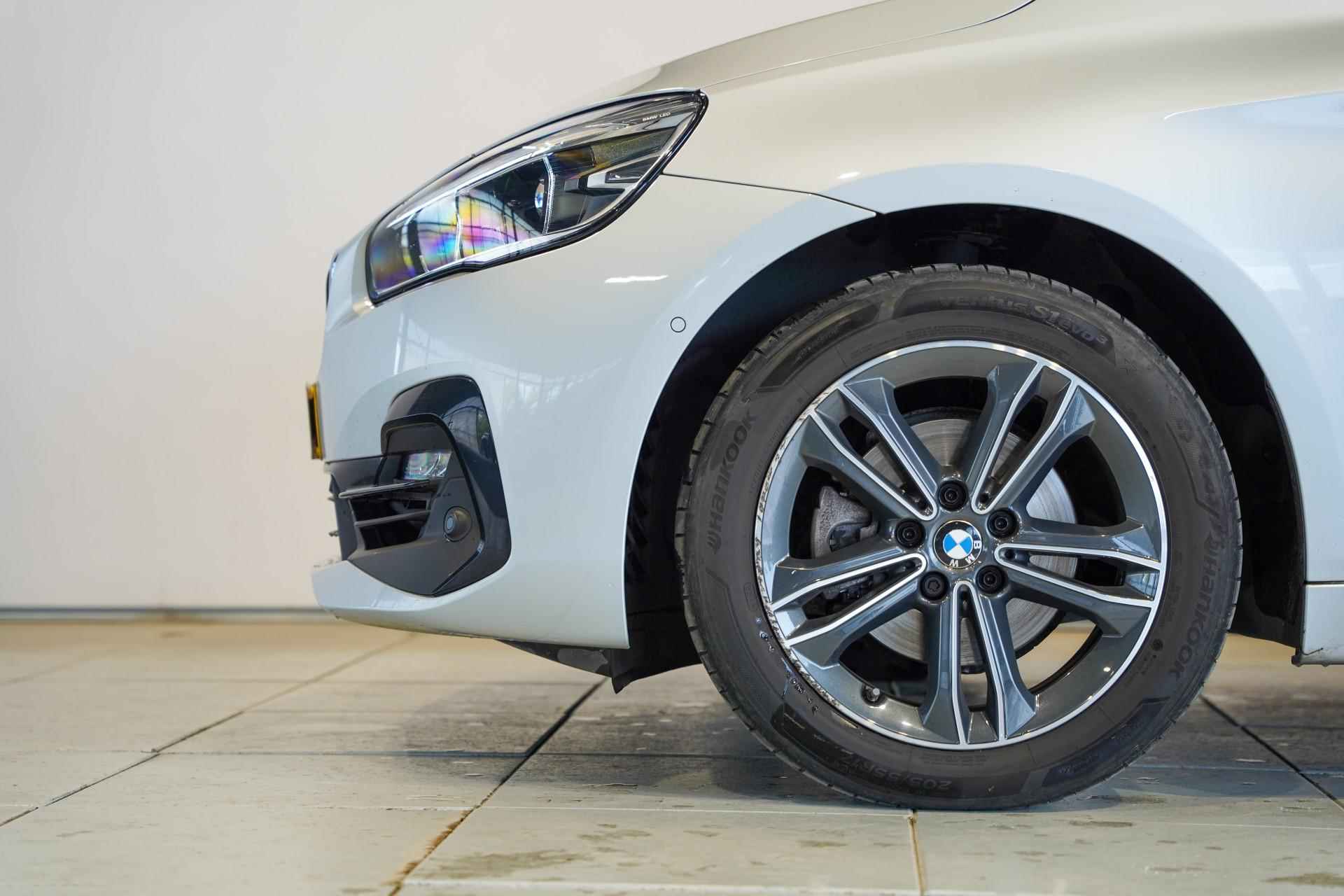 BMW 2 Serie Active Tourer 218i High Executive Sport Line Aut. - 6/22