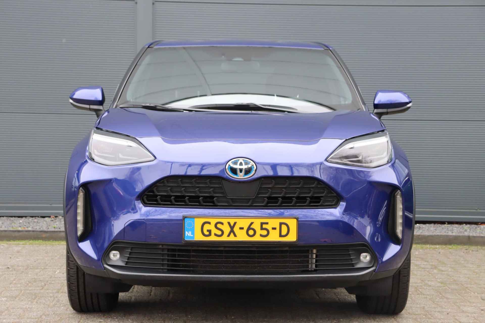 Toyota Yaris Cross 1.5 Hybrid Executive Team Deutschland / Camera / Carplay - 2/40