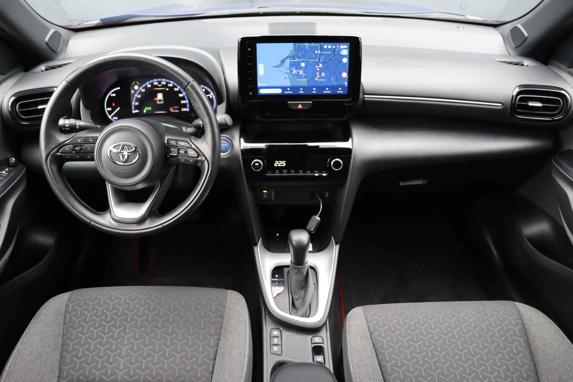 Toyota Yaris Cross 1.5 Hybrid Executive Team Deutschland / Camera / Carplay - 7/40