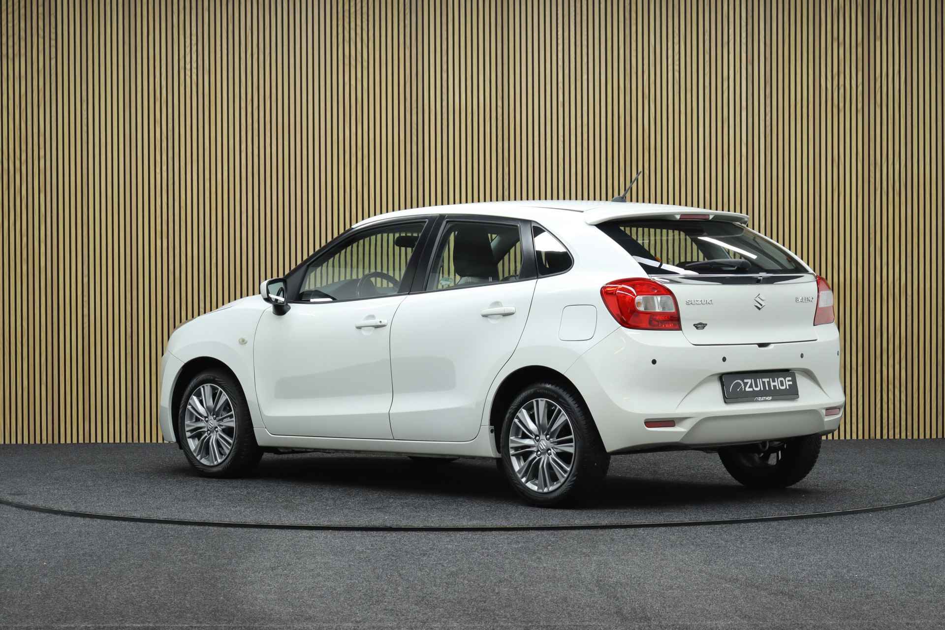 Suzuki Baleno 1.2 CVT Automaat Exclusive | Parkeerhulp | All-season banden | Xenon - 3/27