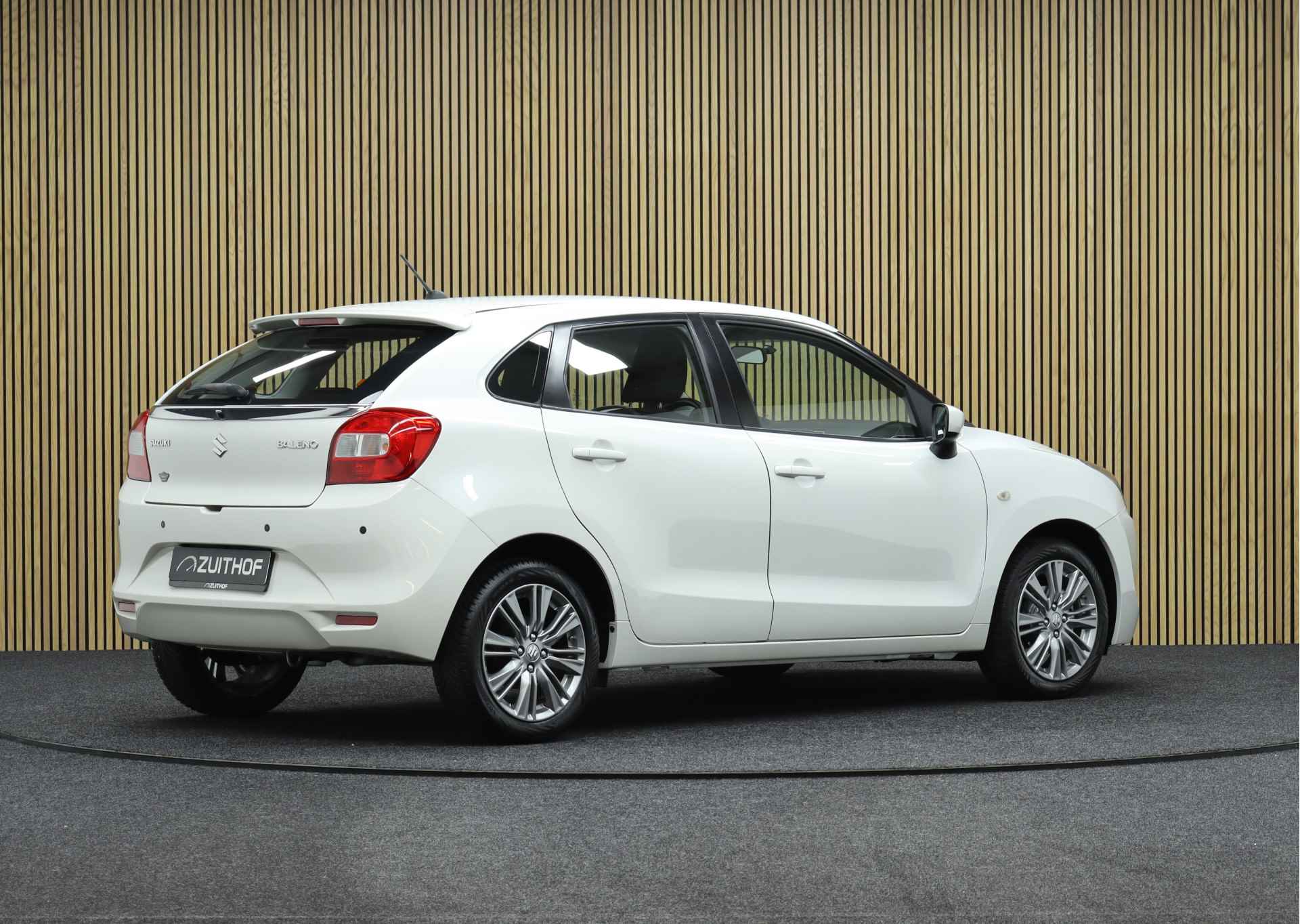 Suzuki Baleno 1.2 CVT Automaat Exclusive | Parkeerhulp | All-season banden | Xenon - 5/27