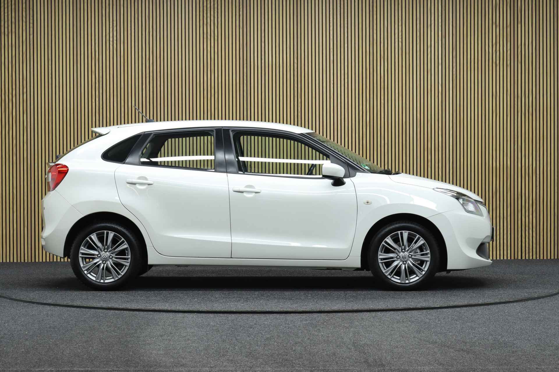 Suzuki Baleno 1.2 CVT Automaat Exclusive | Parkeerhulp | All-season banden | Xenon - 6/27