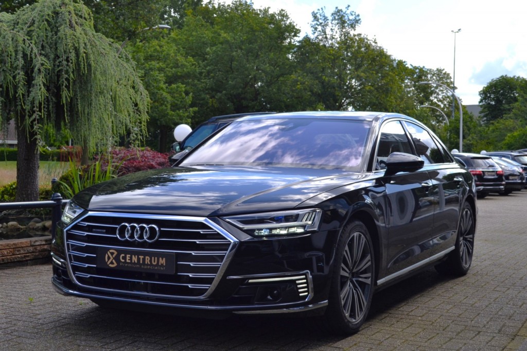 AUDI A8 60 TFSI E QUATTRO Pano - Massage