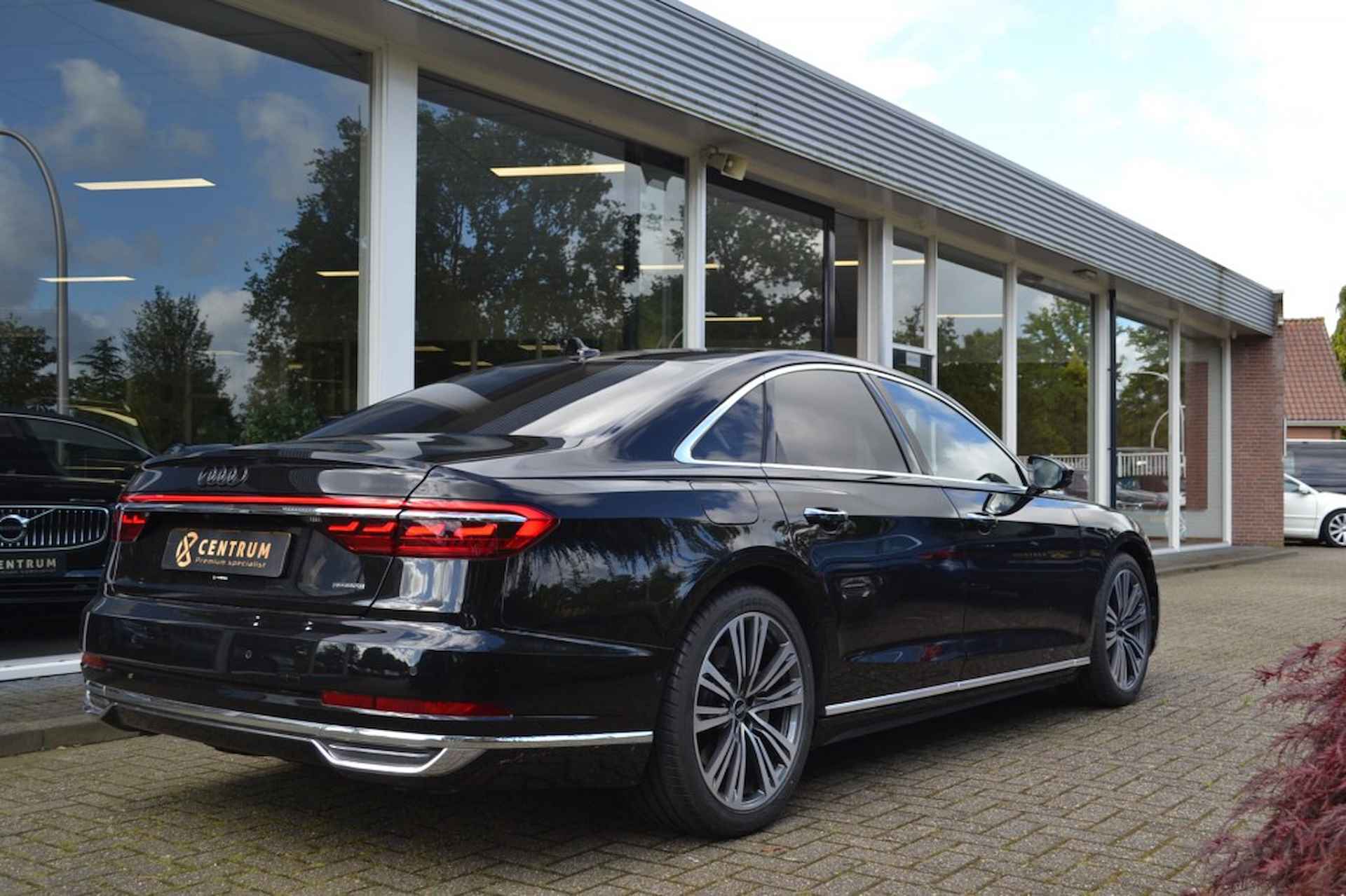 AUDI A8 60 TFSI E QUATTRO Pano - Massage - 3/20