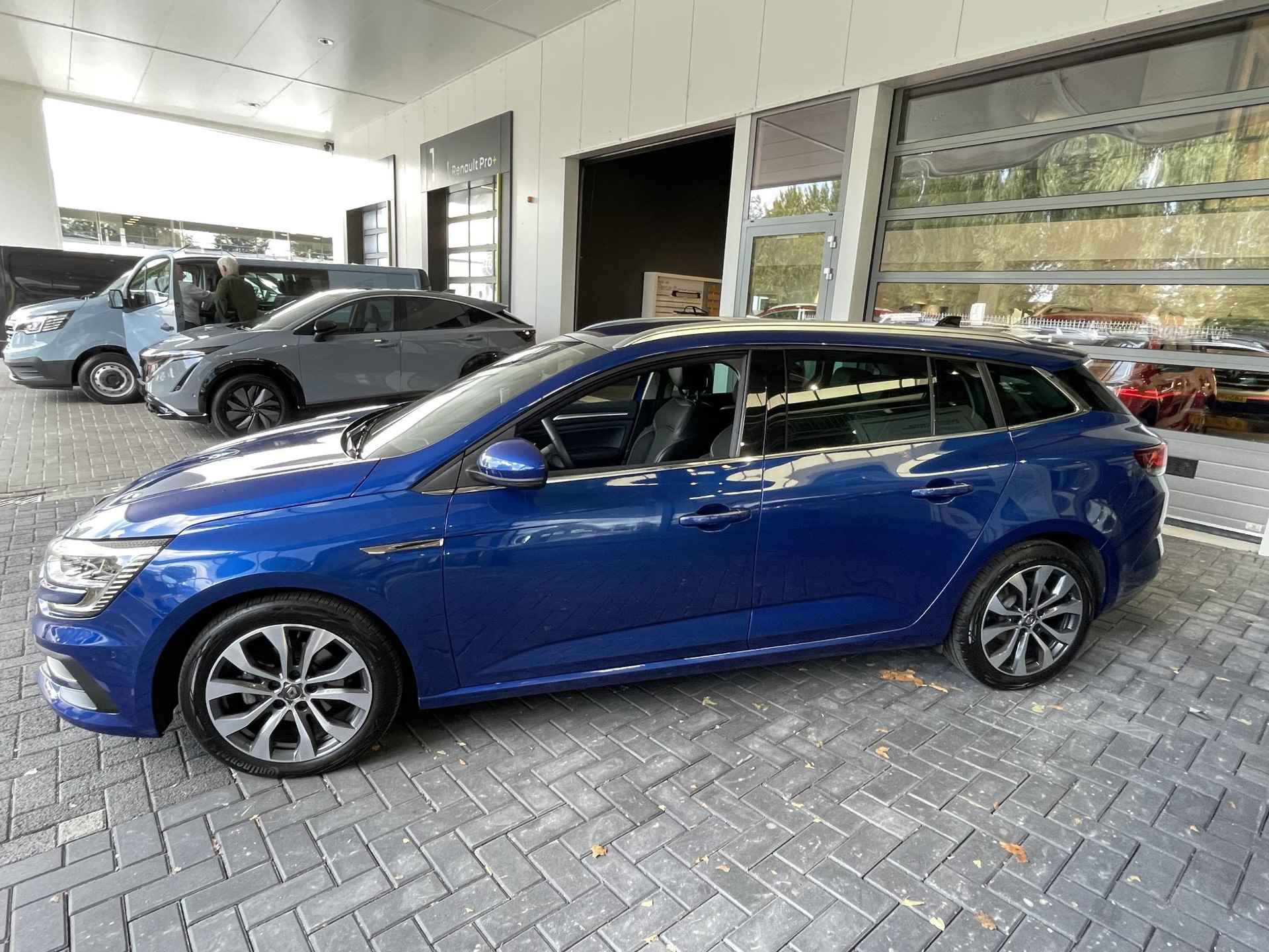 Renault Mégane Estate 1.3 TCe 140 EDC Techno - 3/26