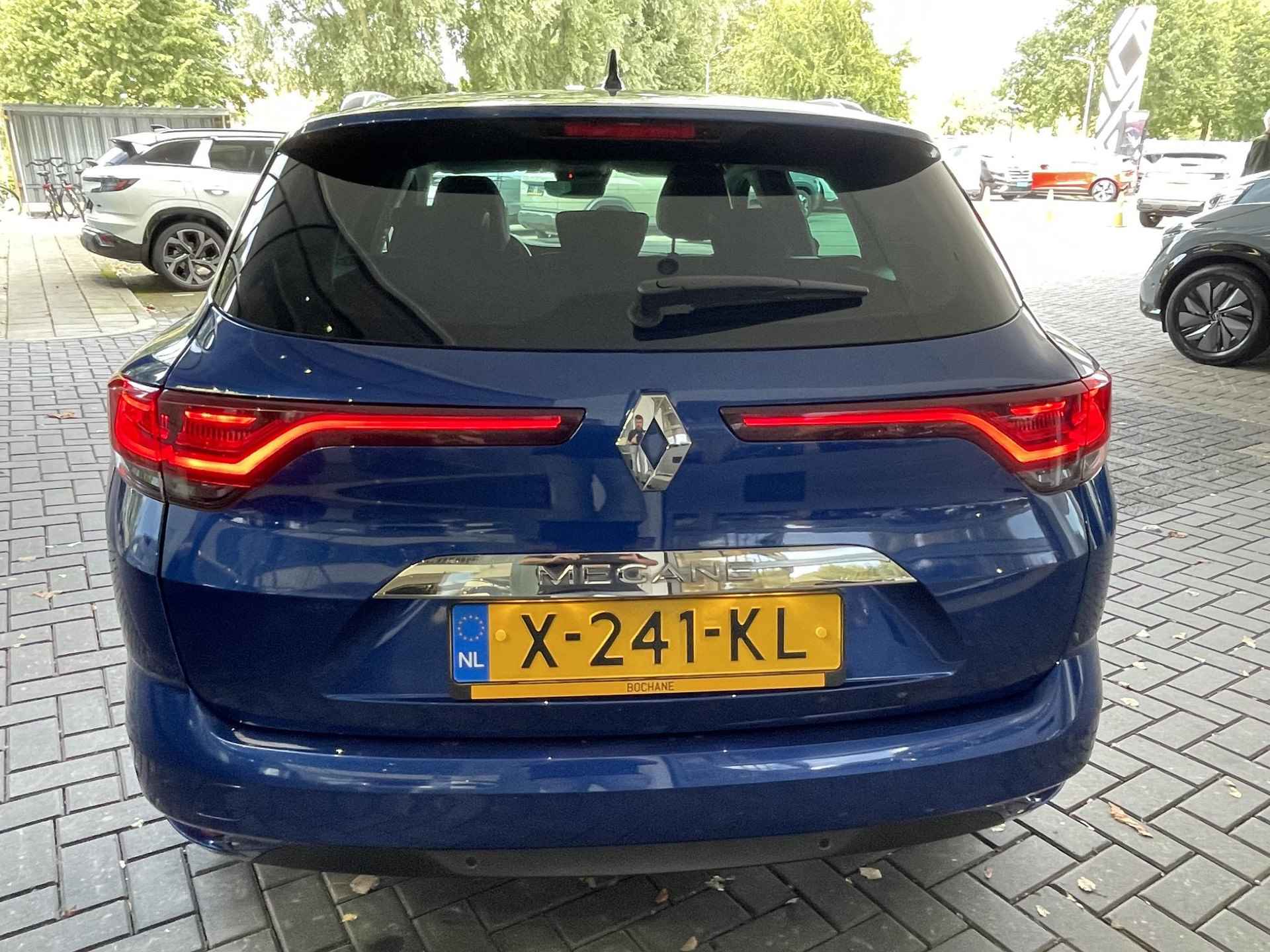 Renault Mégane Estate 1.3 TCe 140 EDC Techno - 8/26