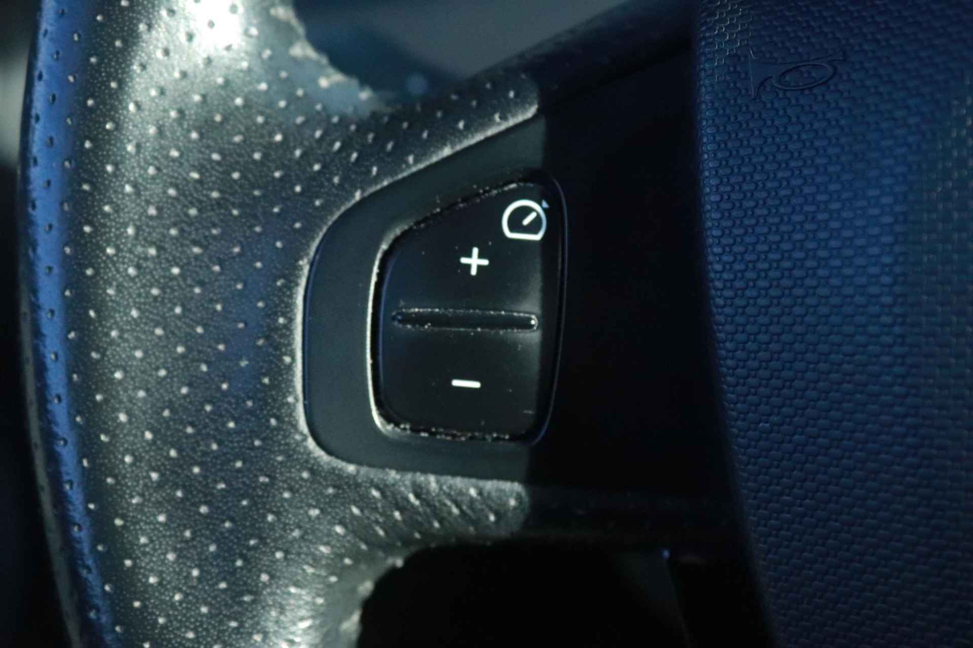 Renault ZOE R110 Limited 41 kWh (Koopaccu) | Zomer + Winterbanden | A. Camera | Dealer Onderhouden | 1e Eig. | Geen Import! - 34/40