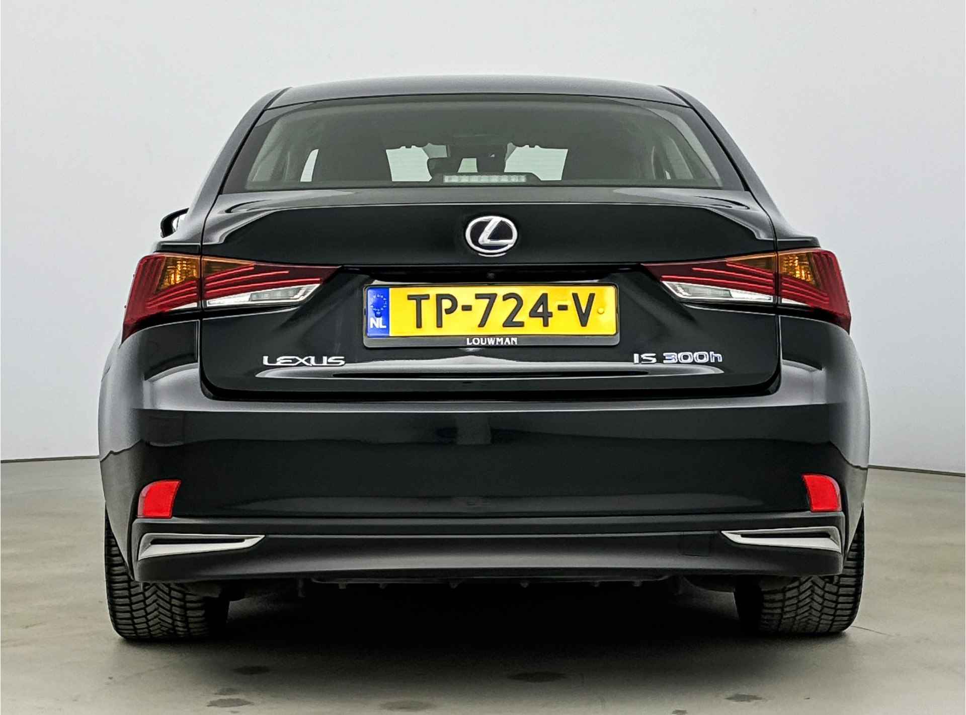 Lexus IS 300h Hybrid Business Line | 18 " Wielen | Stoelverwarming | Premium navigatie | - 18/42
