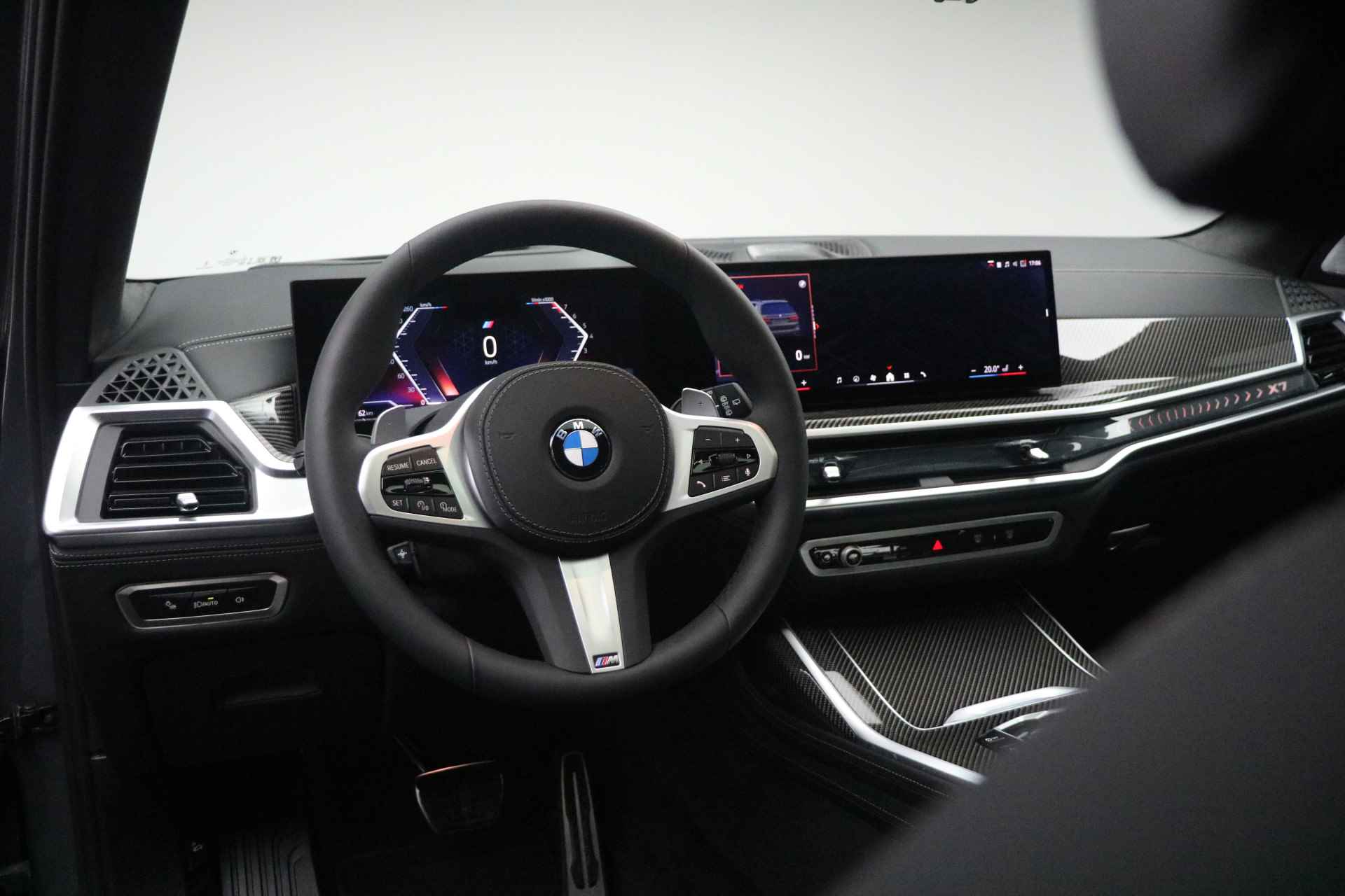 BMW X7 xDrive40i High Executive M Sport Automaat / Panoramadak Sky Lounge / Trekhaak / Massagefunctie / Active Steering / Bowers & Wilkins / Soft-Close / Parking Assistant Professional - 19/22