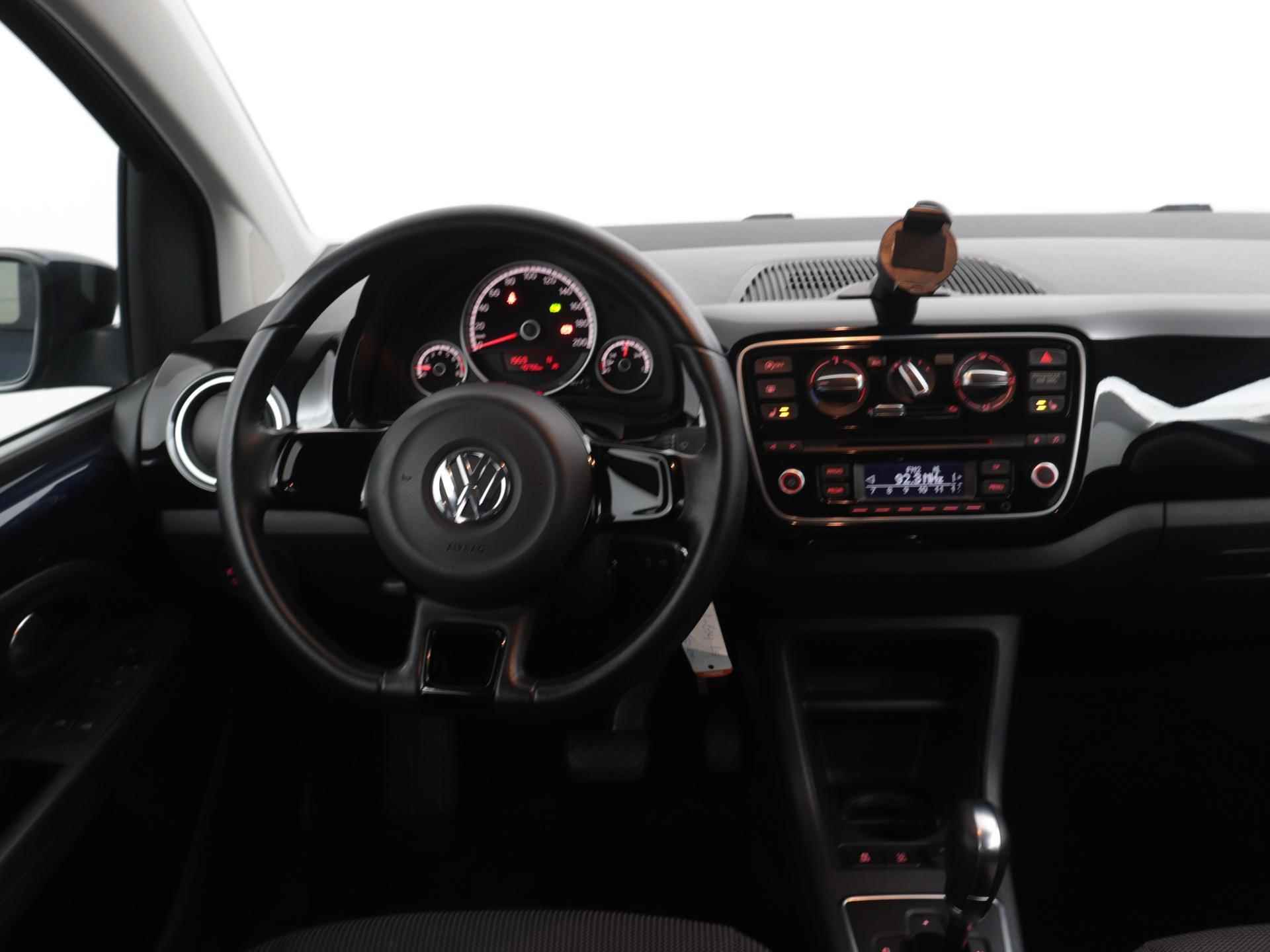 Volkswagen Up! 1.0 high up! BlueMotion | Automaat | Airco | Stoelverwarming - 6/32