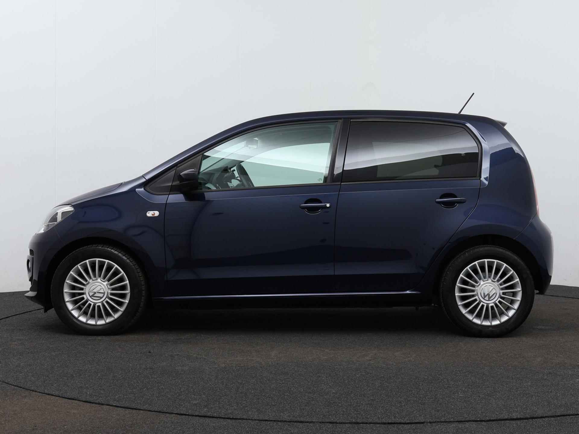 Volkswagen Up! 1.0 high up! BlueMotion | Automaat | Airco | Stoelverwarming - 21/32