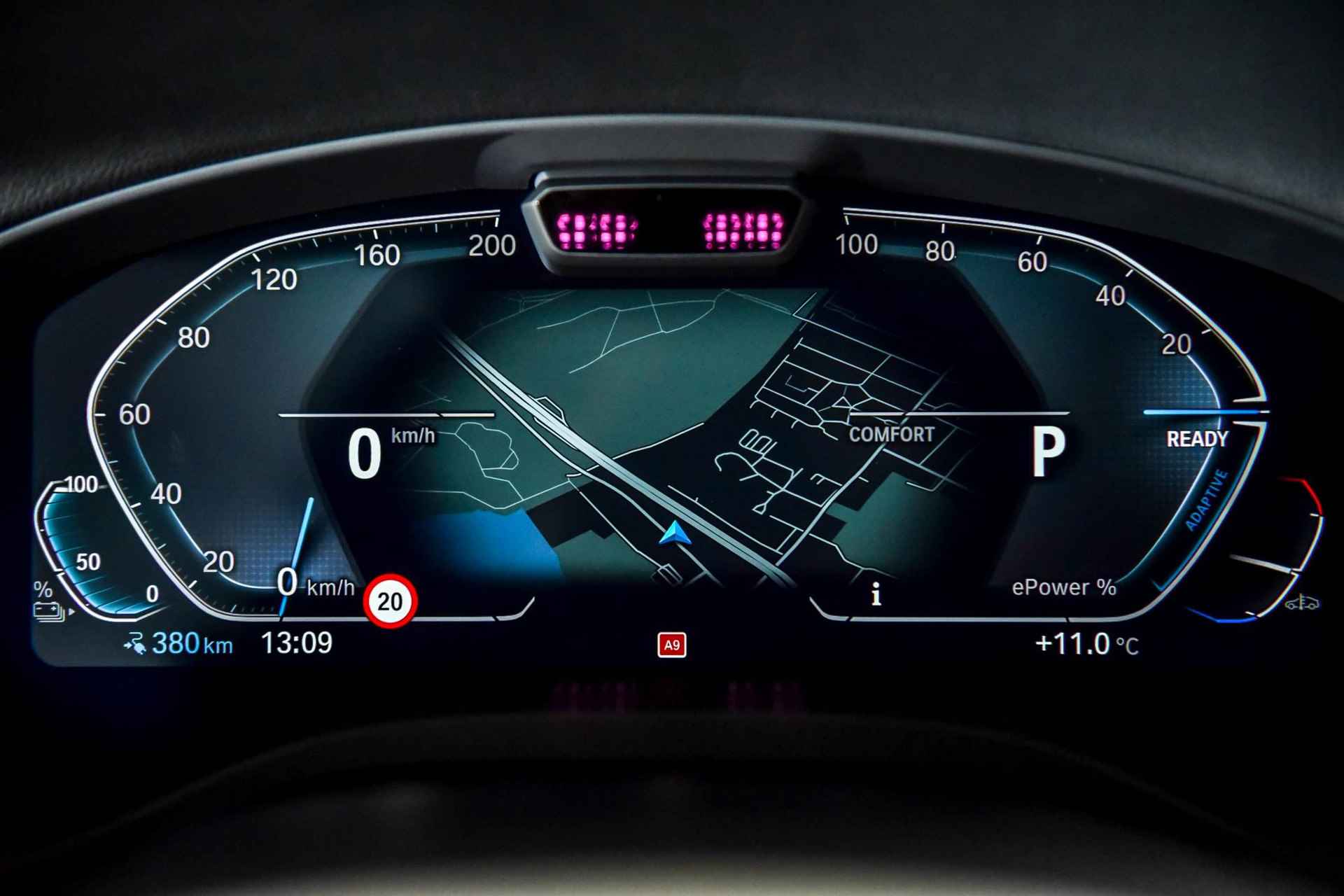BMW iX3 High Executive Edition 80 kWh | Trekhaak met elektrisch wegklapbare kogel | BMW Head-Up Display - 19/22
