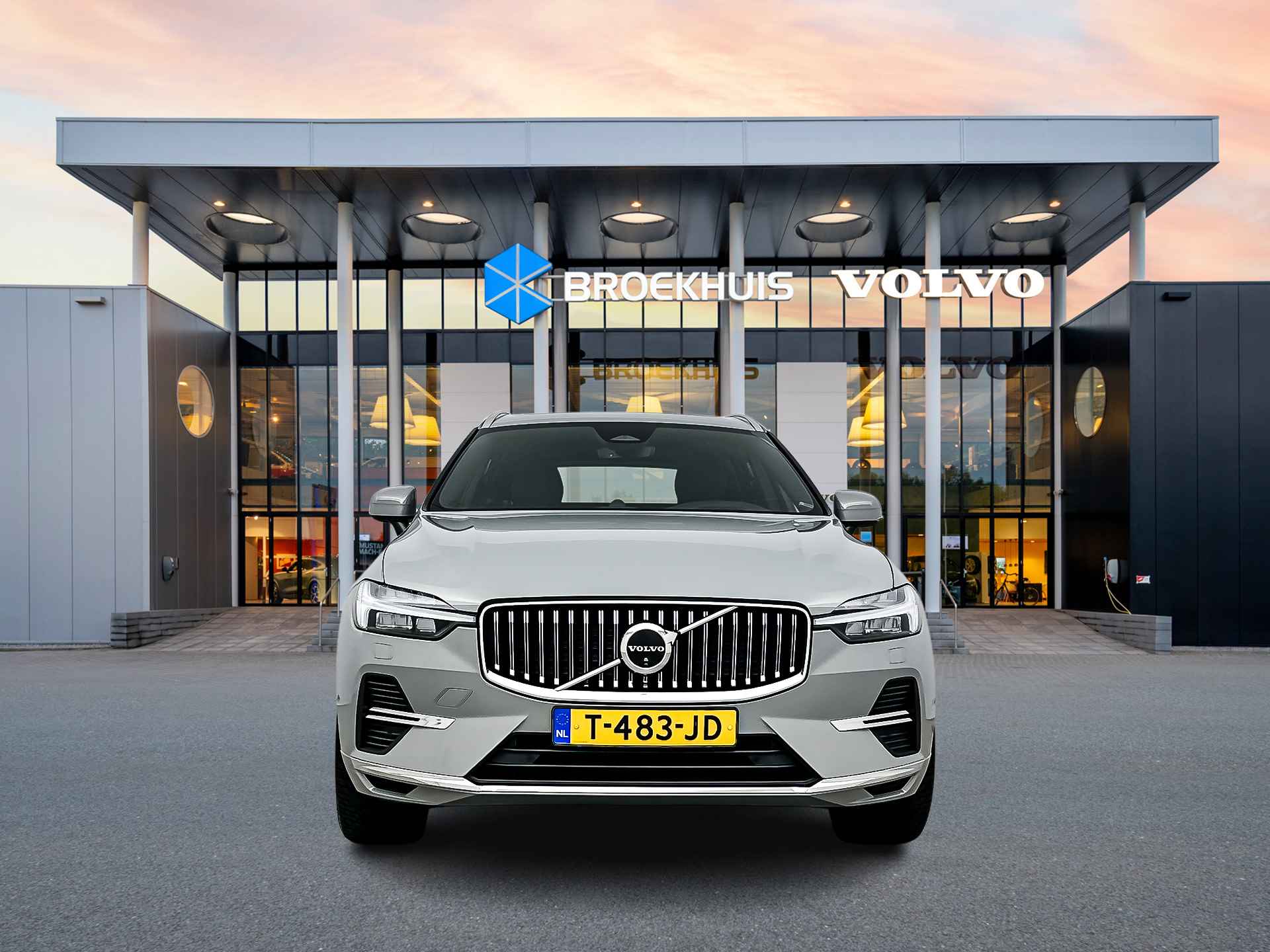 Volvo XC60 T8 Recharge Ultimate Bright | 21" | Luchtvering | B&W | 360 Camera | Gelaagd glas | Trekhaak | Panoramadak | Head-up | Sportstoe - 6/36