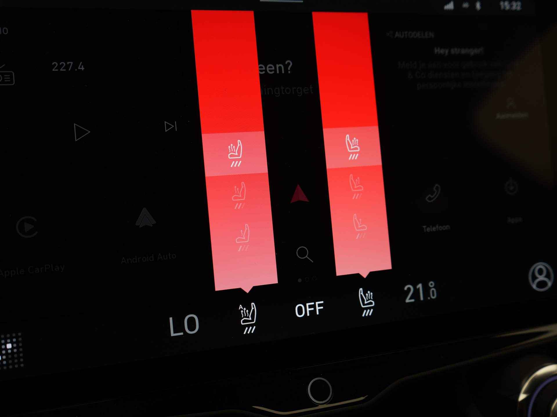 Lynk & Co 01 1.5 PHEV 262 pk Automaat | Navigatie | Climate Control | Panorama dak - 23/49