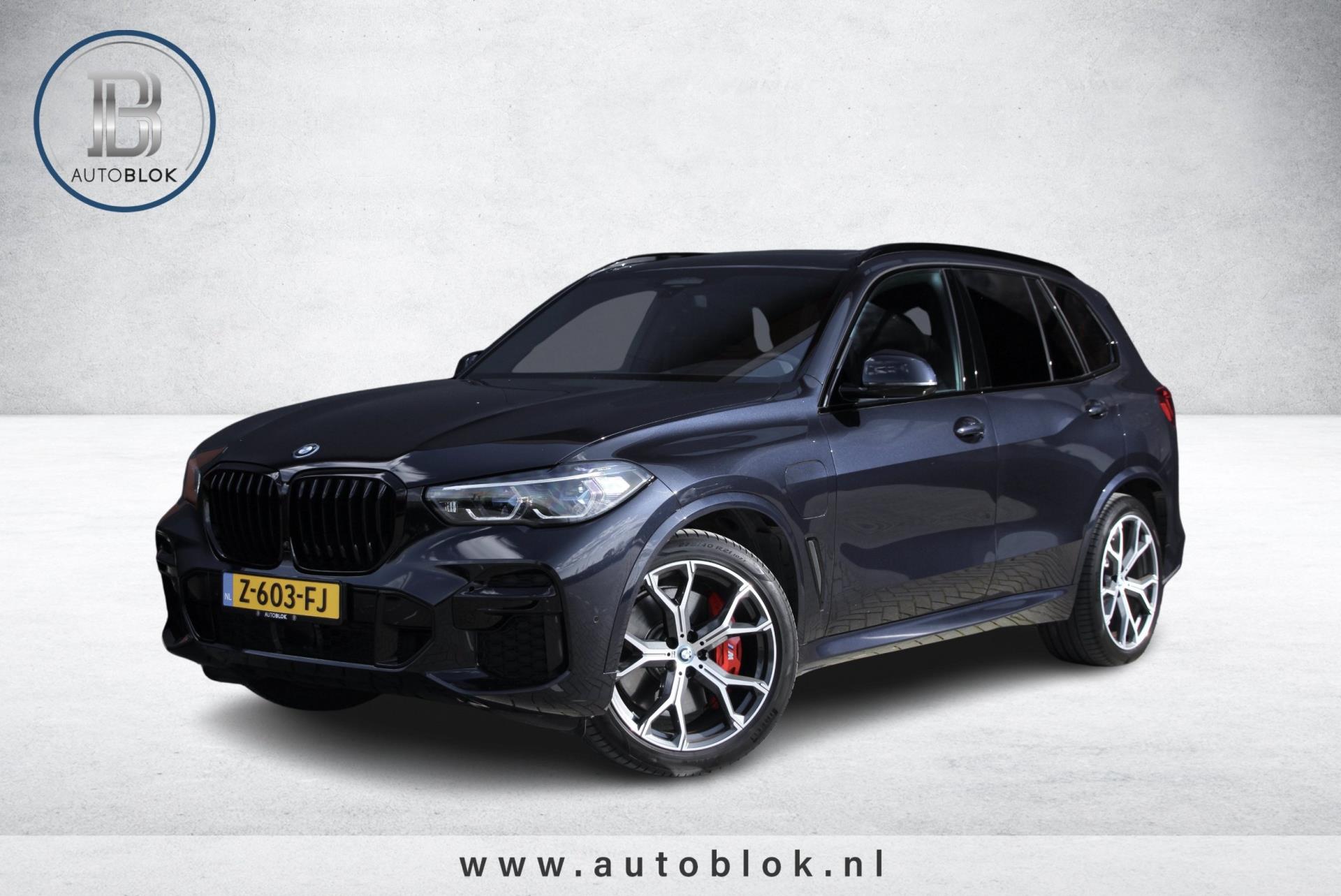 BMW X5 XDrive45e High Executive | Carbonzwart |M-sport | Pano | Laser | Sportstoelen