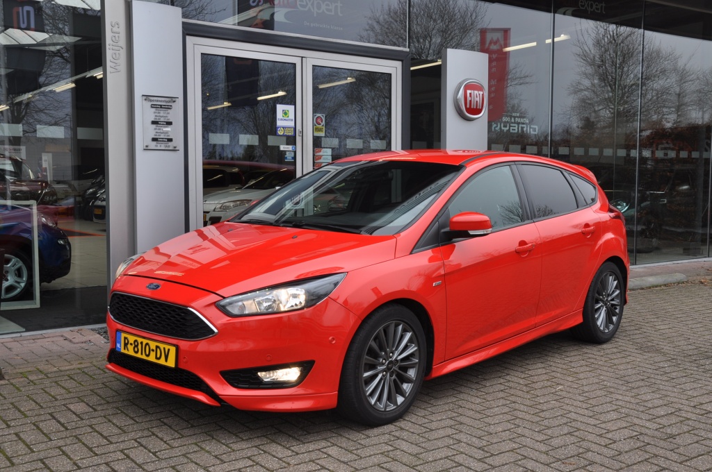 Ford FOCUS1.0 Ecoboost ST Line Onbekend