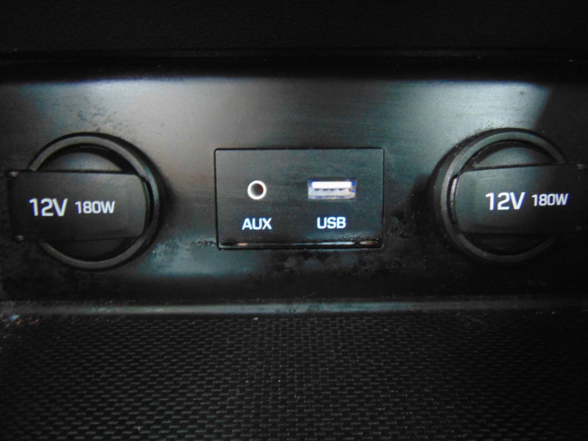 Hyundai IONIQ 1.6 GDi Comfort Navi, LED, Camera, etc.. - 16/25