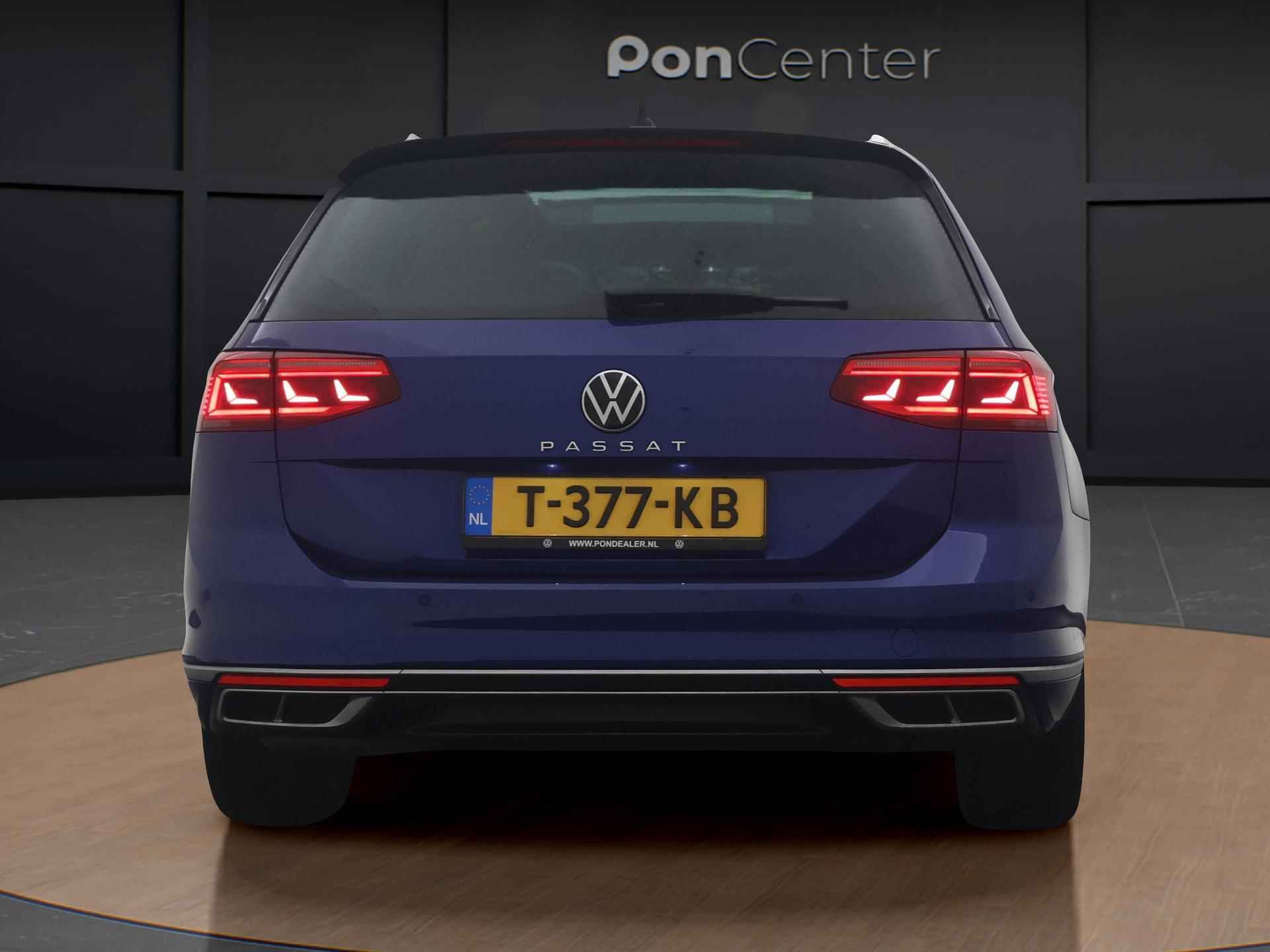 Volkswagen Passat Variant 1.5 TSI Elegance Business R | NIEUW BINNEN | Pano dak | Navigatie | 360 Camera | Stoelverwarming | ACC | Keyless | 18" | LED IQ Light | - 13/13