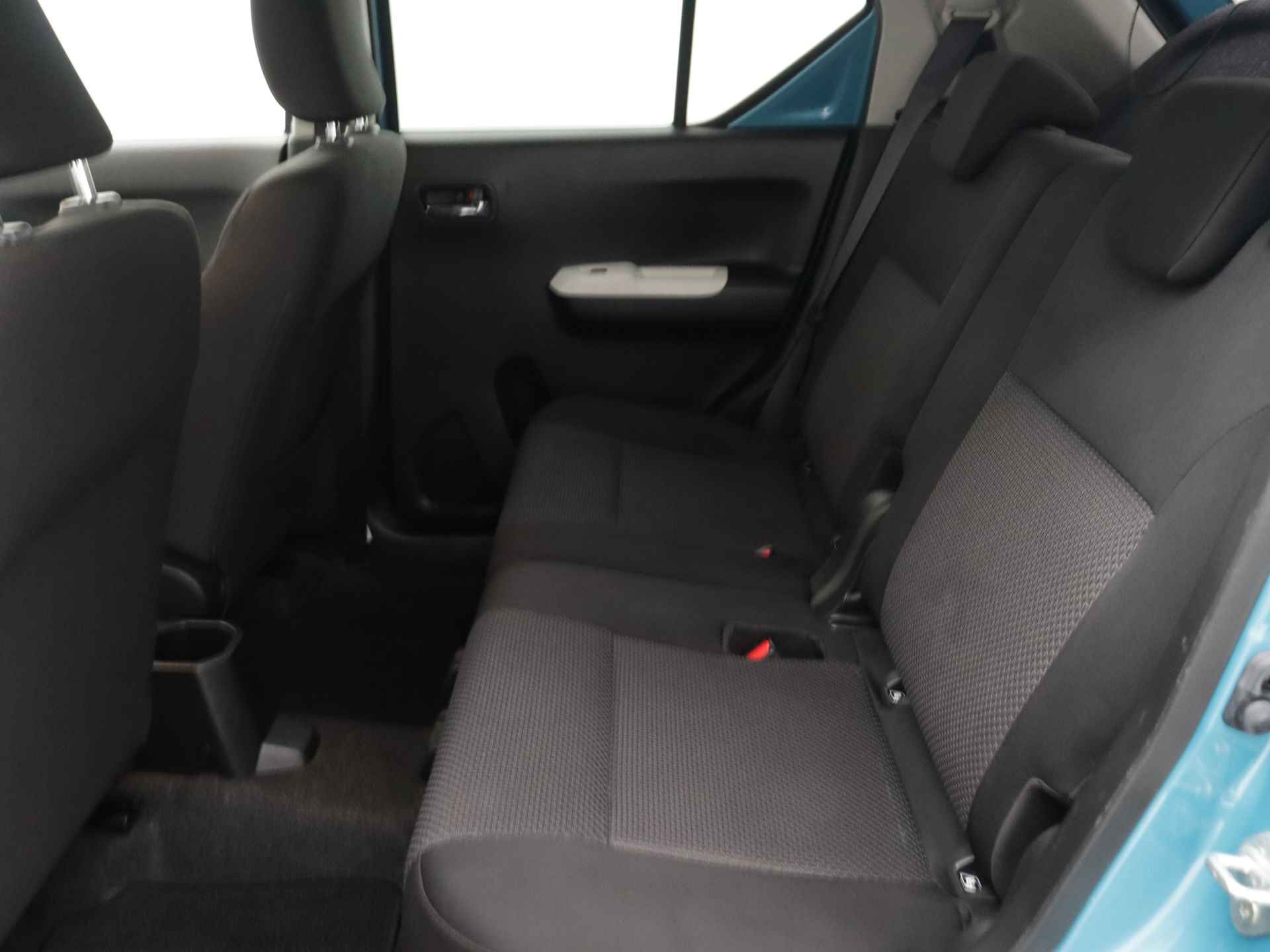 Suzuki Ignis 1.2 Stijl Intro Limited | Navigatie | Verwarmde voorstoelen | - 9/45