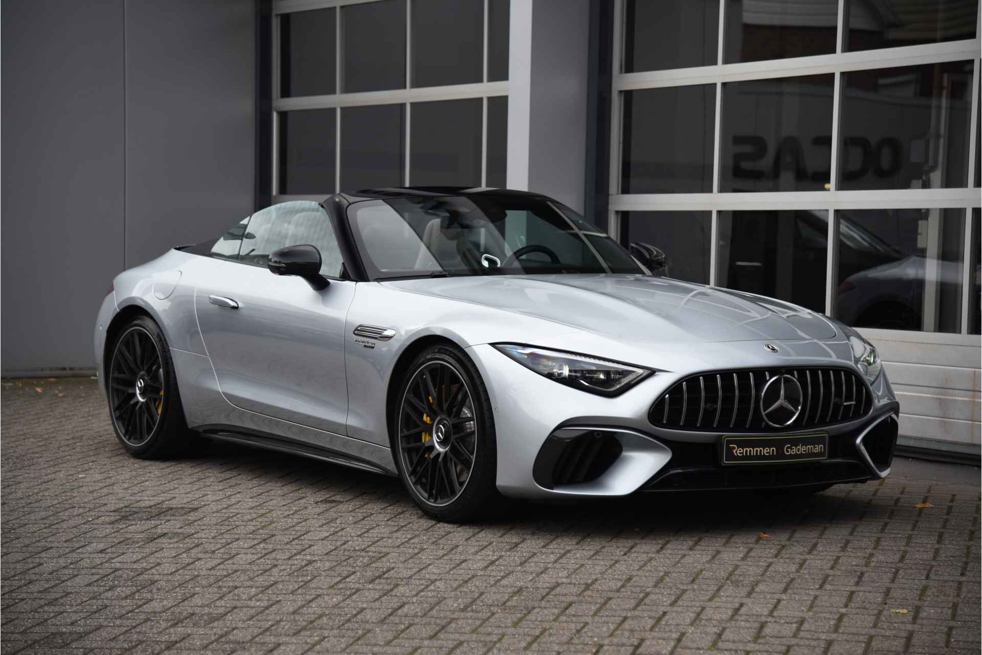 Mercedes-Benz SL-Klasse Roadster AMG 63 4MATIC+ - 38/59