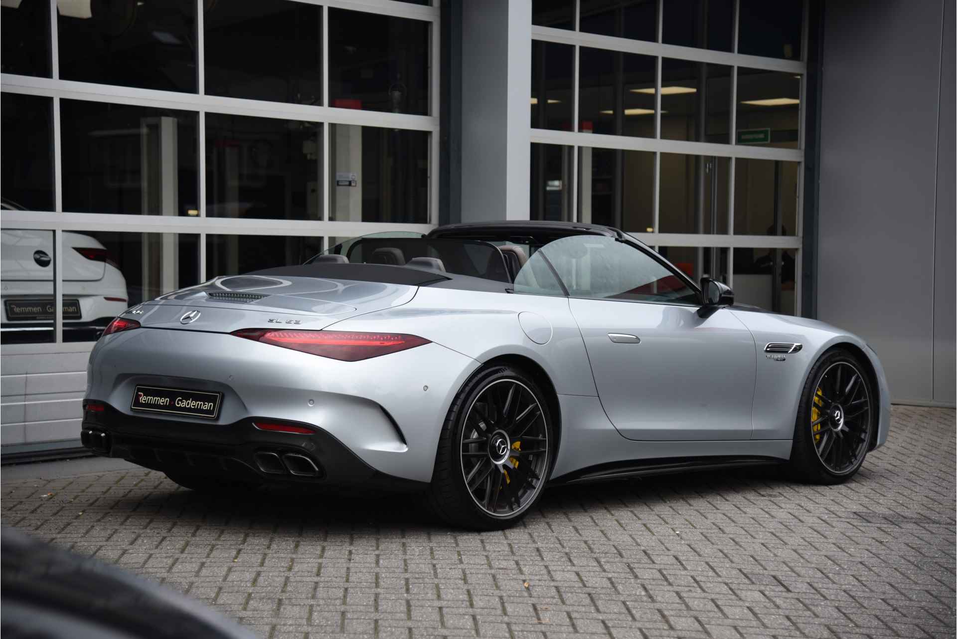 Mercedes-Benz SL-Klasse Roadster AMG 63 4MATIC+ - 42/59