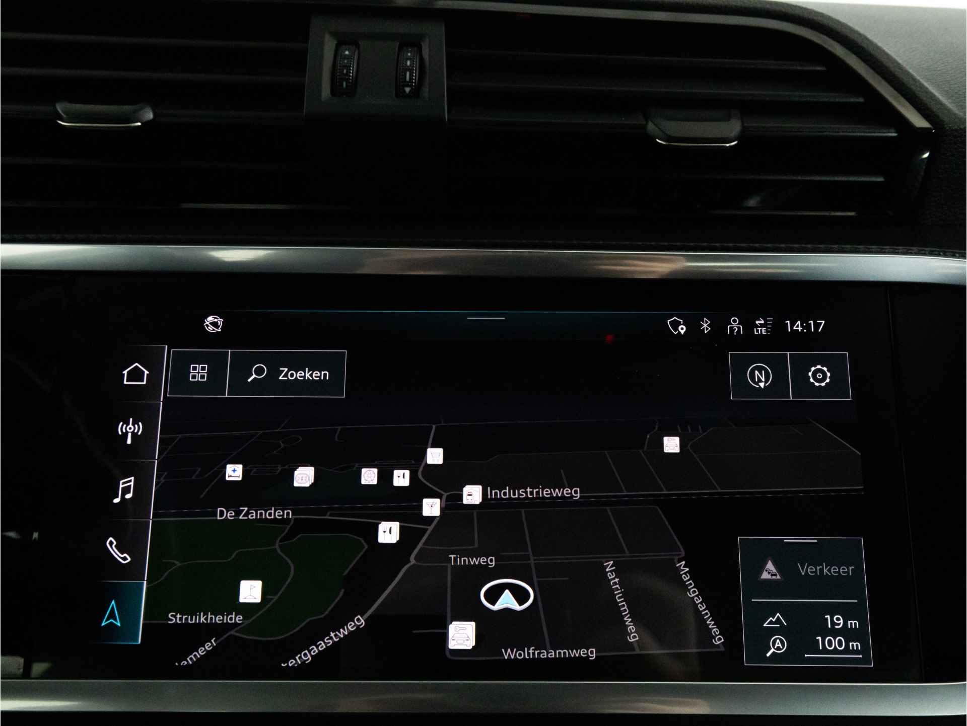 Audi Q3 35 TFSI 150 PK Business Edition | LED | Navigatie | Climate Control | - 11/37