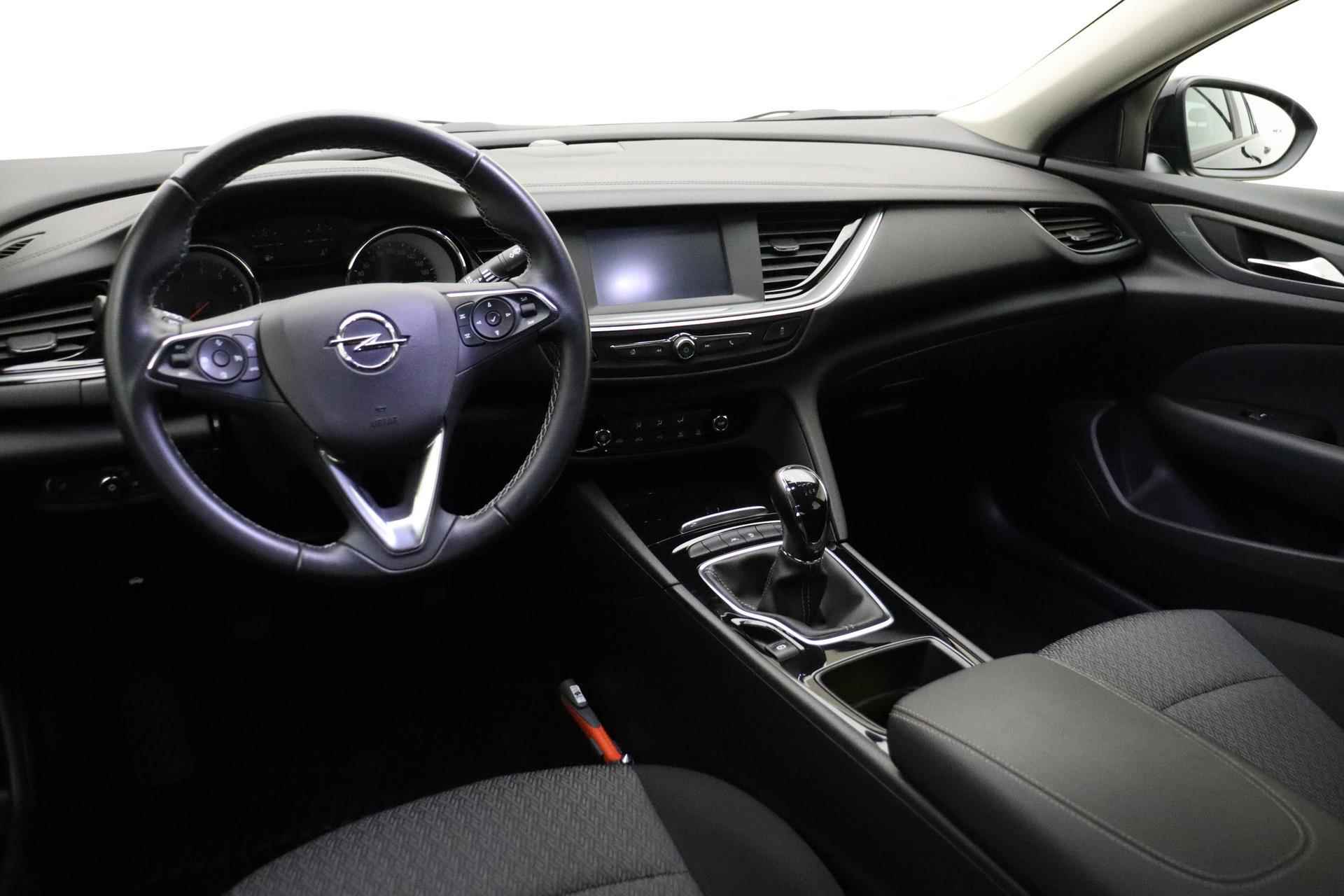 Opel Insignia Grand Sport 1.5 Turbo Edition | Navigatie | Trekhaak | Keyless | Camera | Parkeersensoren | DAB Radio | Cruise control - 8/39