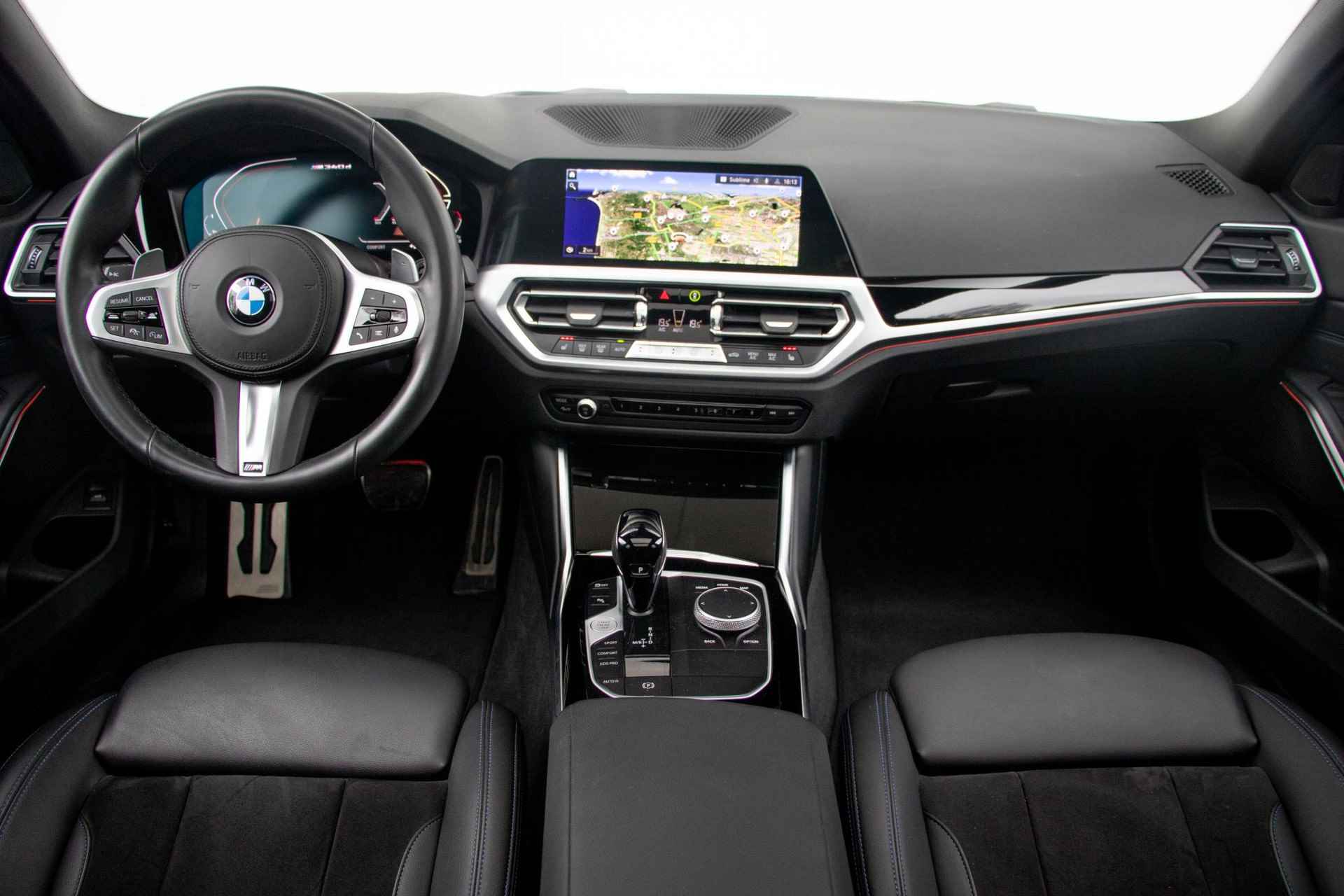 BMW 3 Serie Touring M340d xDrive M-Sport | Panoramadak elektrisch | BMW Laserlicht | Head-Up Display - 4/33