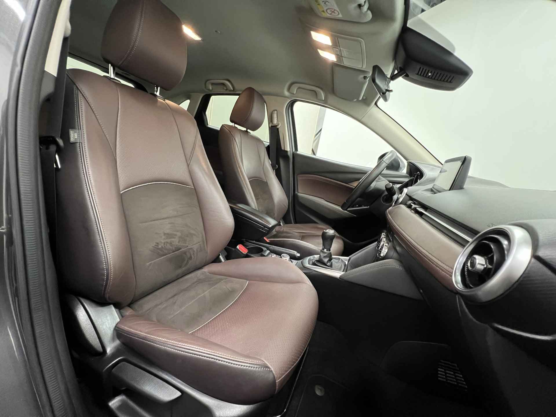 Mazda CX-3 2.0 SkyActiv-G 120 GT-Luxury | NAVIGATIE | TREKHAAK | ACHTERUITRIJCAMERA | PARKEER SENSOREN | - 36/43