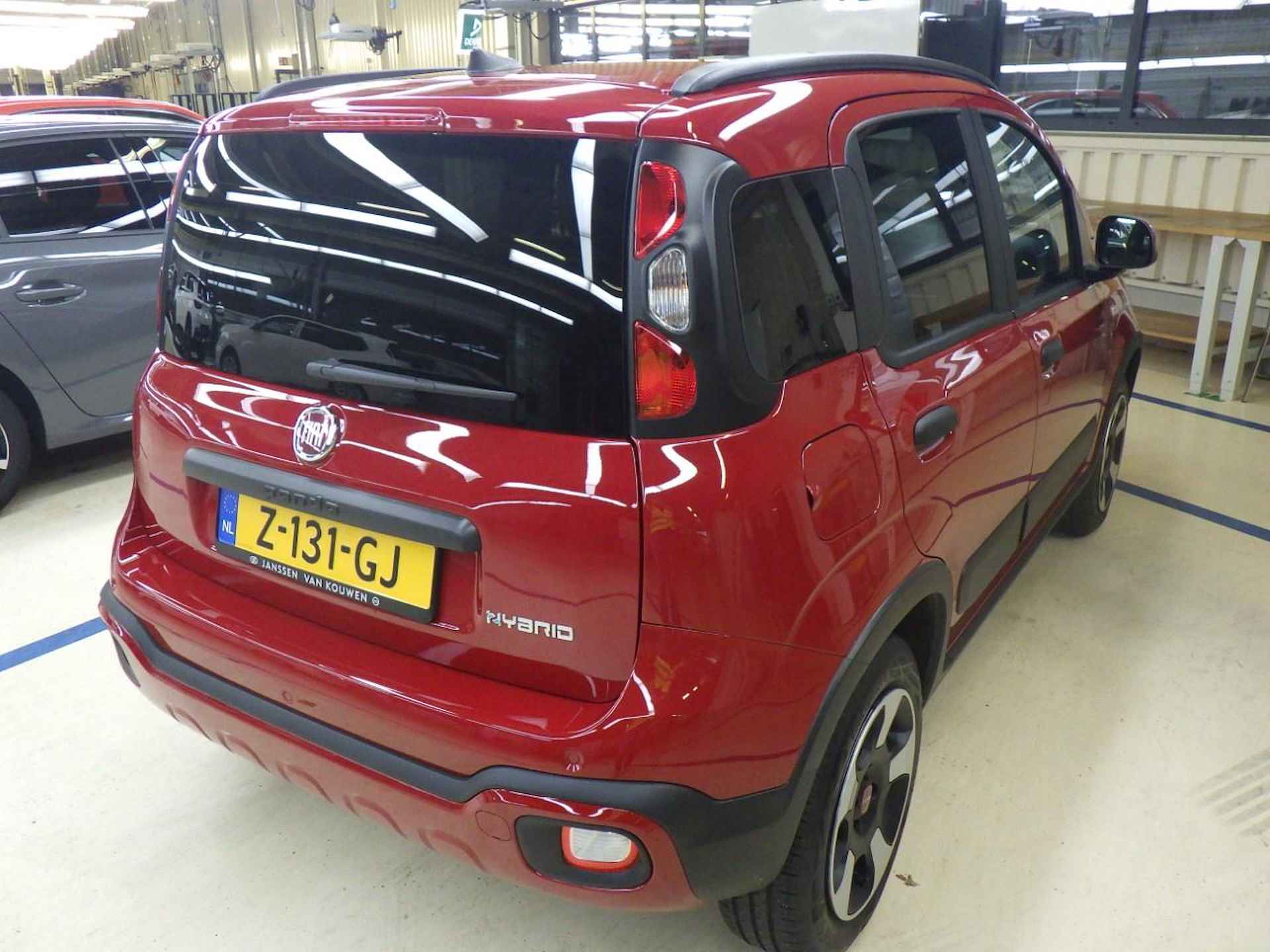 Fiat Panda 1.0 Hybrid Cross | Navigatie by App | Parkeersensoren | Licht & Regensensor | Airco | DAB+ | Getint Glas | Apple Carplay | Andro - 5/23